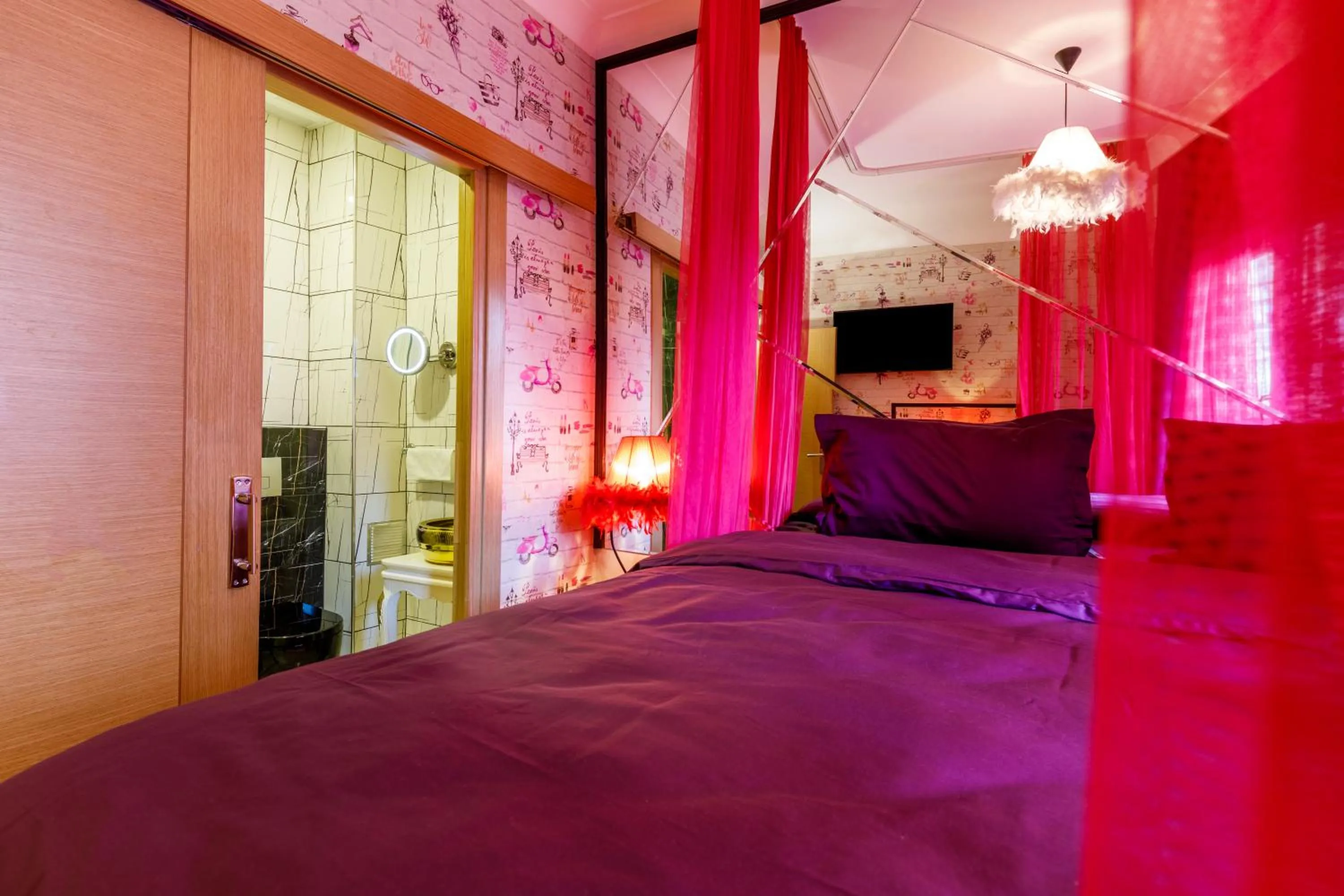 Bed in Germenicia Hotel