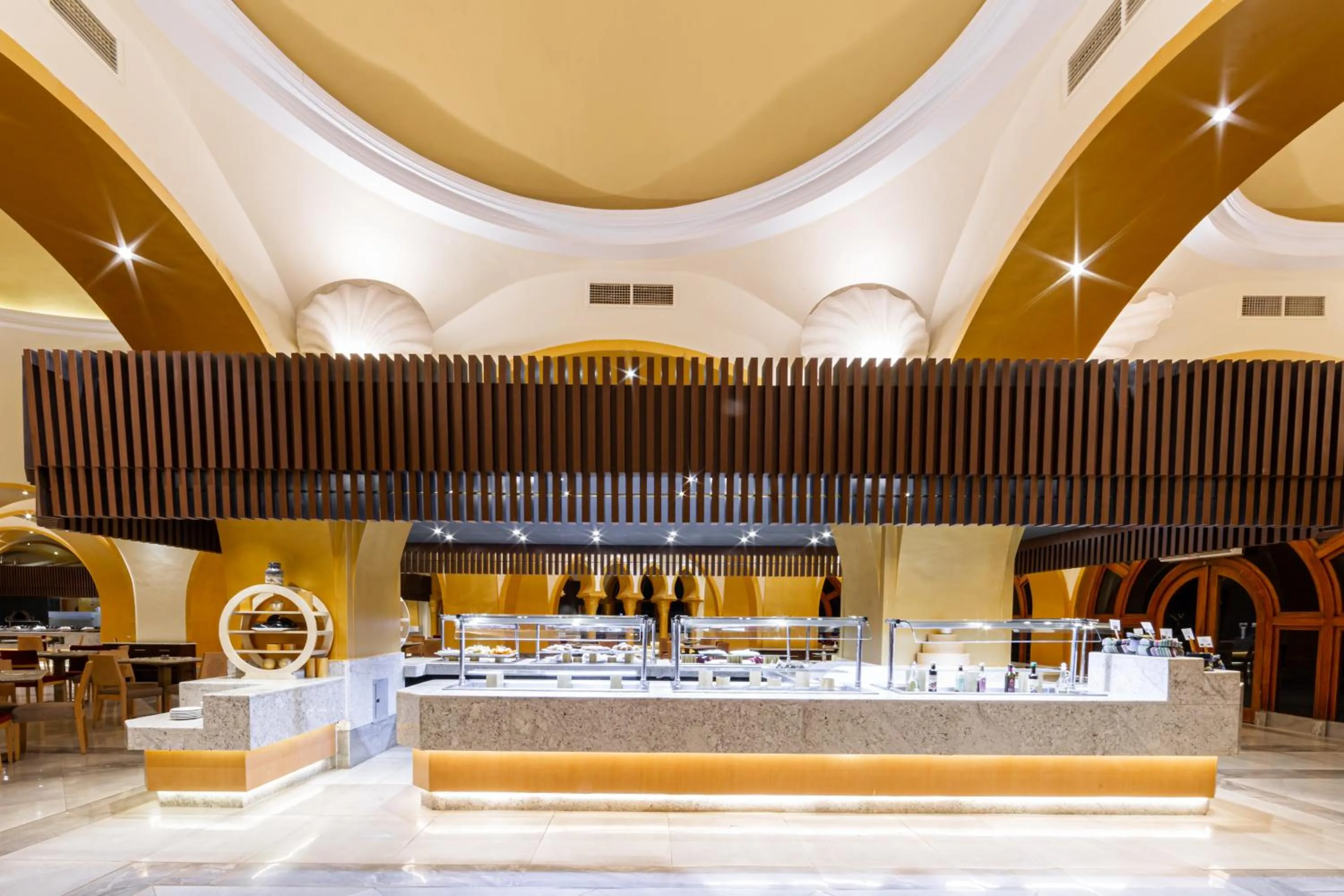 Restaurant/places to eat in The Grand Resort