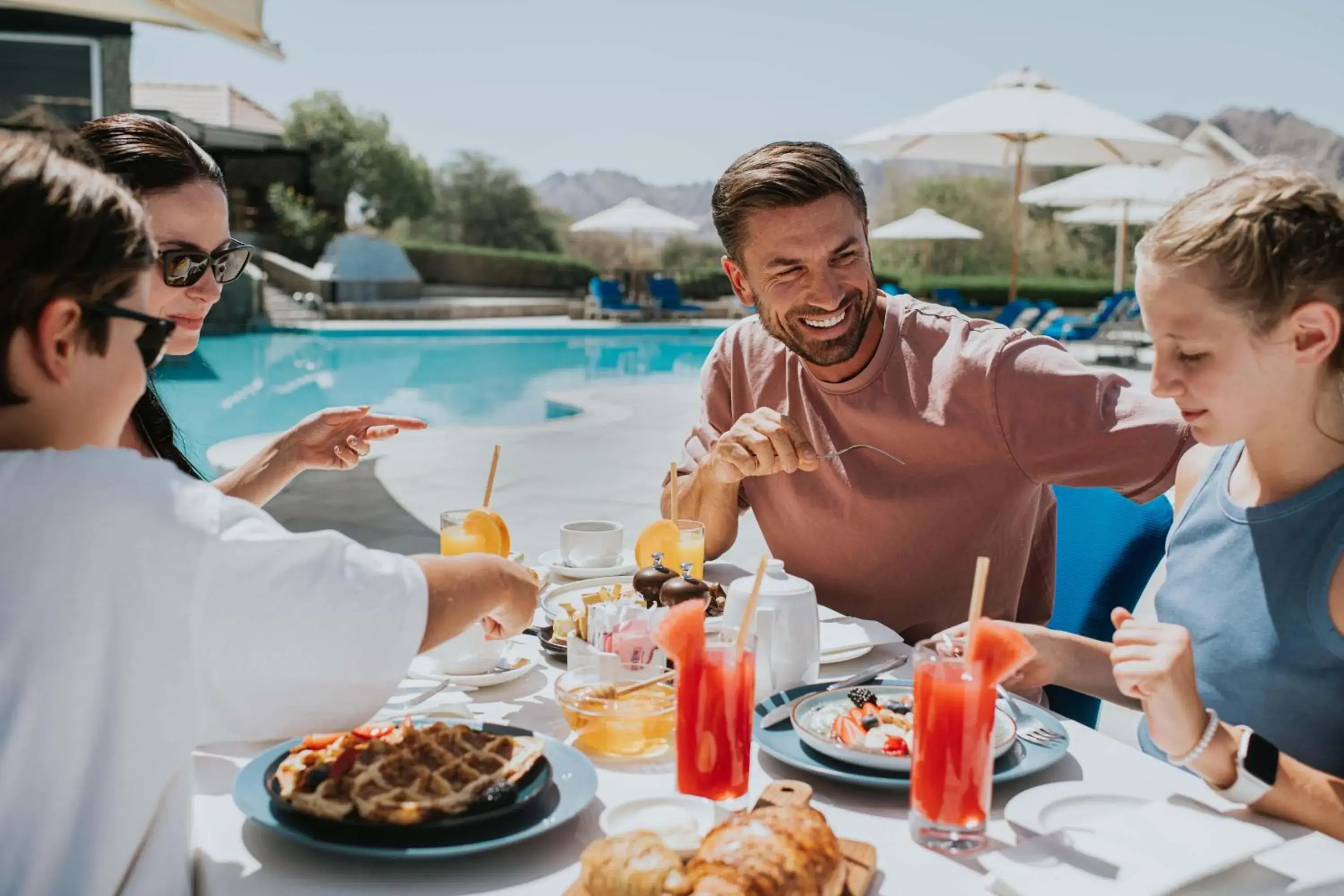 Restaurant/places to eat in JA Hatta Fort Hotel Restaurant/places to eat in JA Hatta Fort Hotel