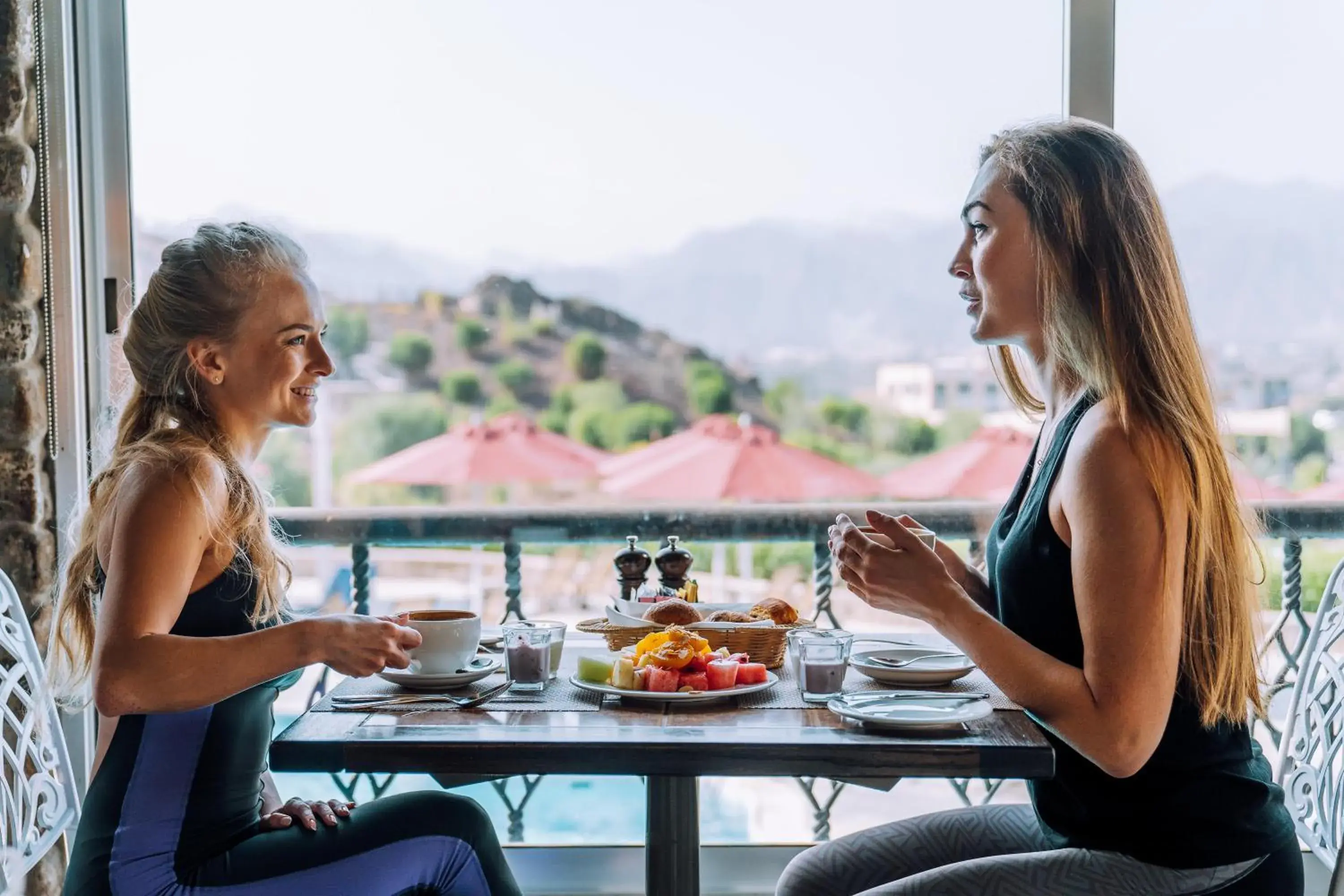 Restaurant/places to eat in JA Hatta Fort Hotel Restaurant/places to eat in JA Hatta Fort Hotel