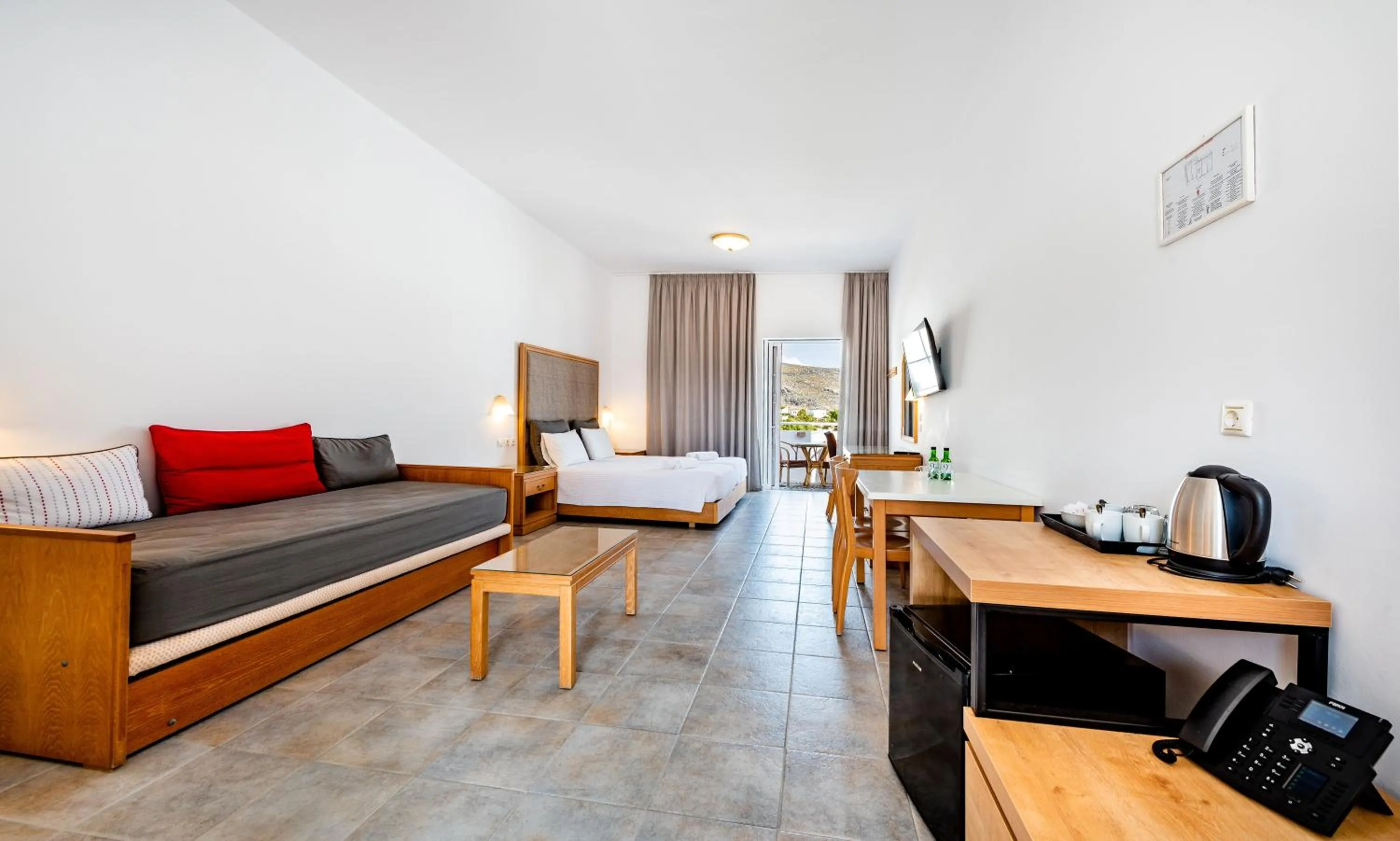 Bed in Lindos View Hotel