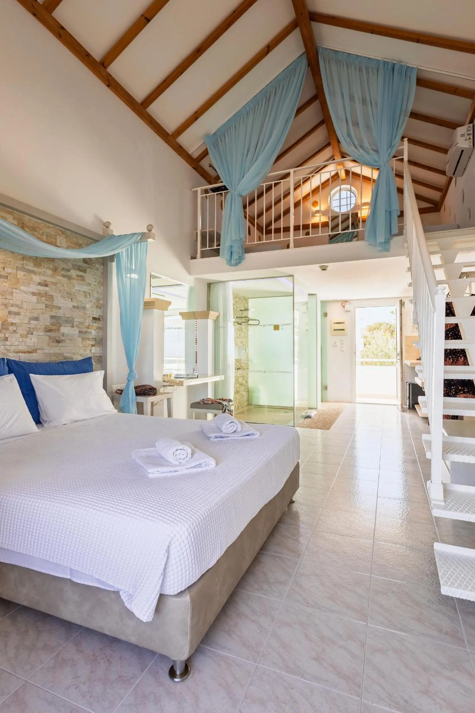 Bed in Lindos View Hotel