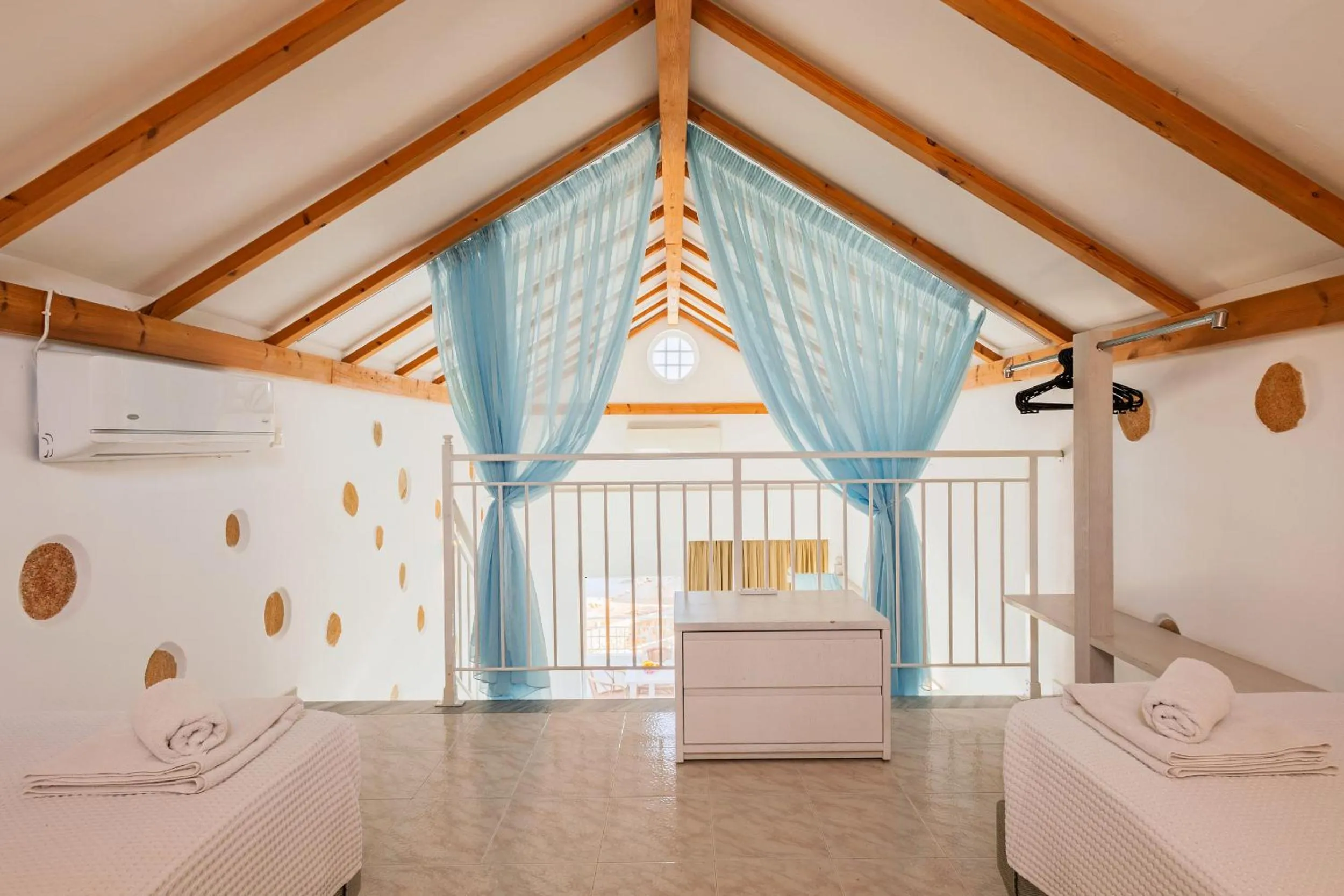 Bed in Lindos View Hotel