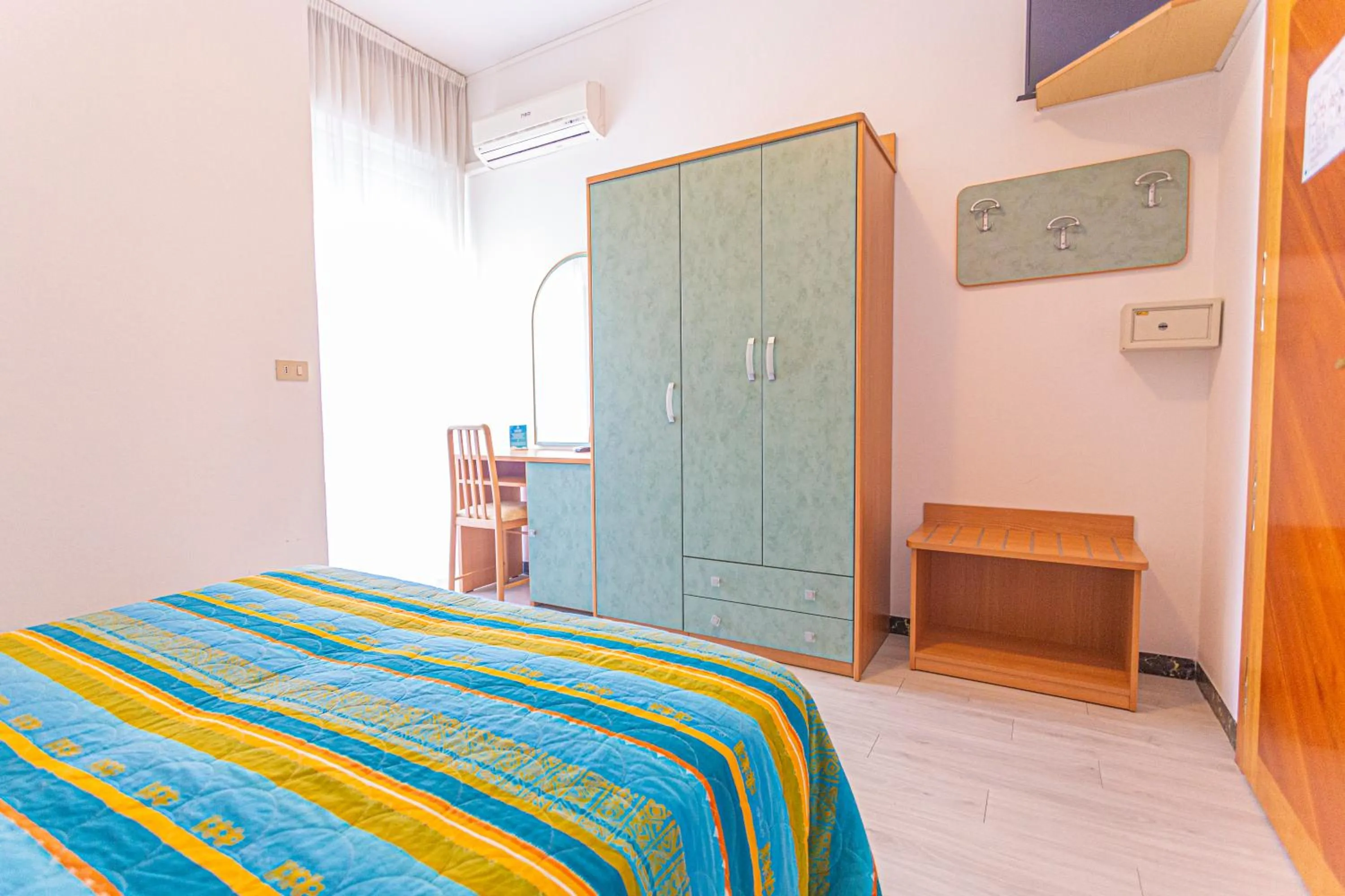 Photo of the whole room, Bed in Hotel Rio Beach & Breakfast