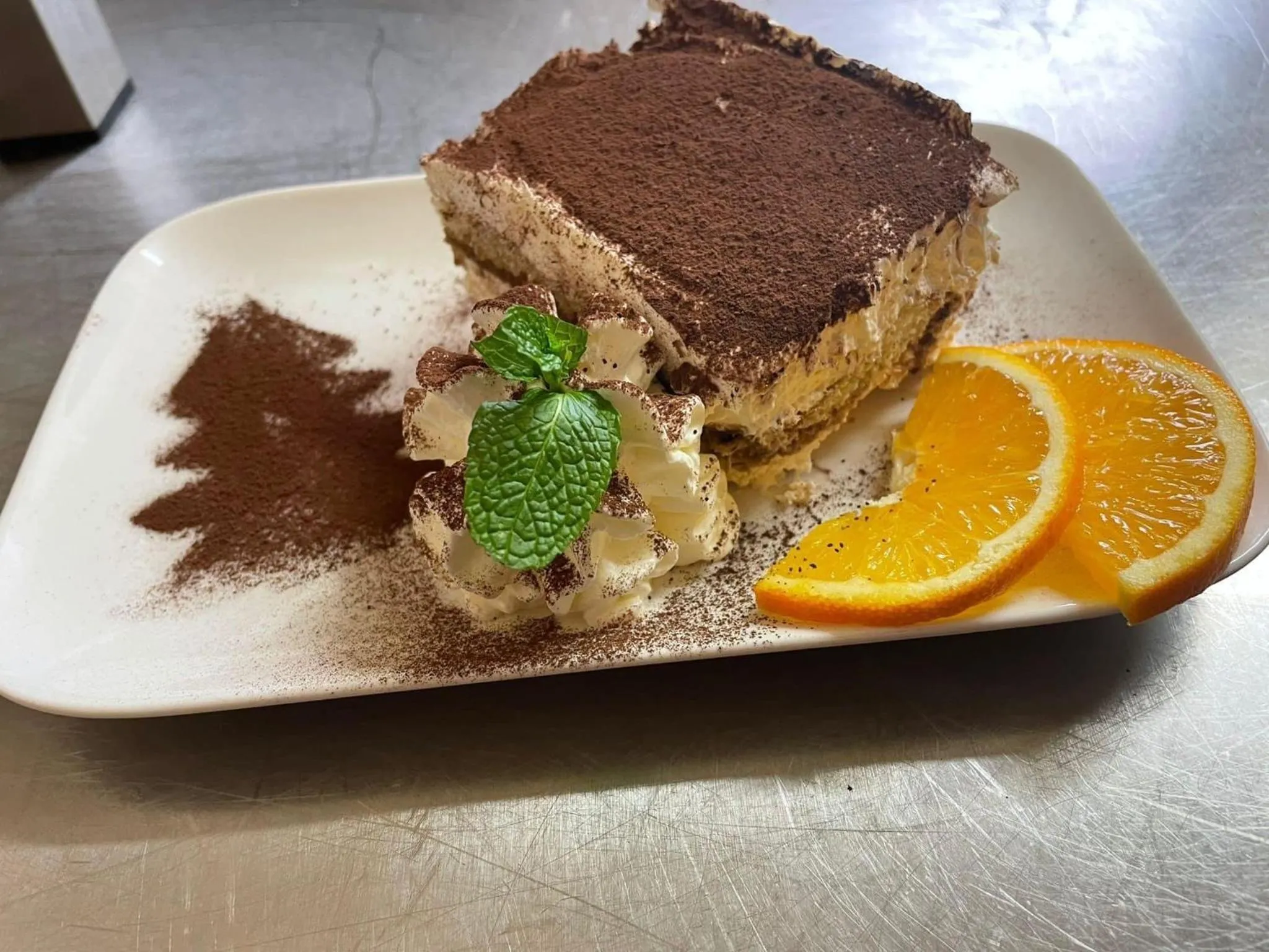 Restaurant/places to eat in Hotel 7 Winden