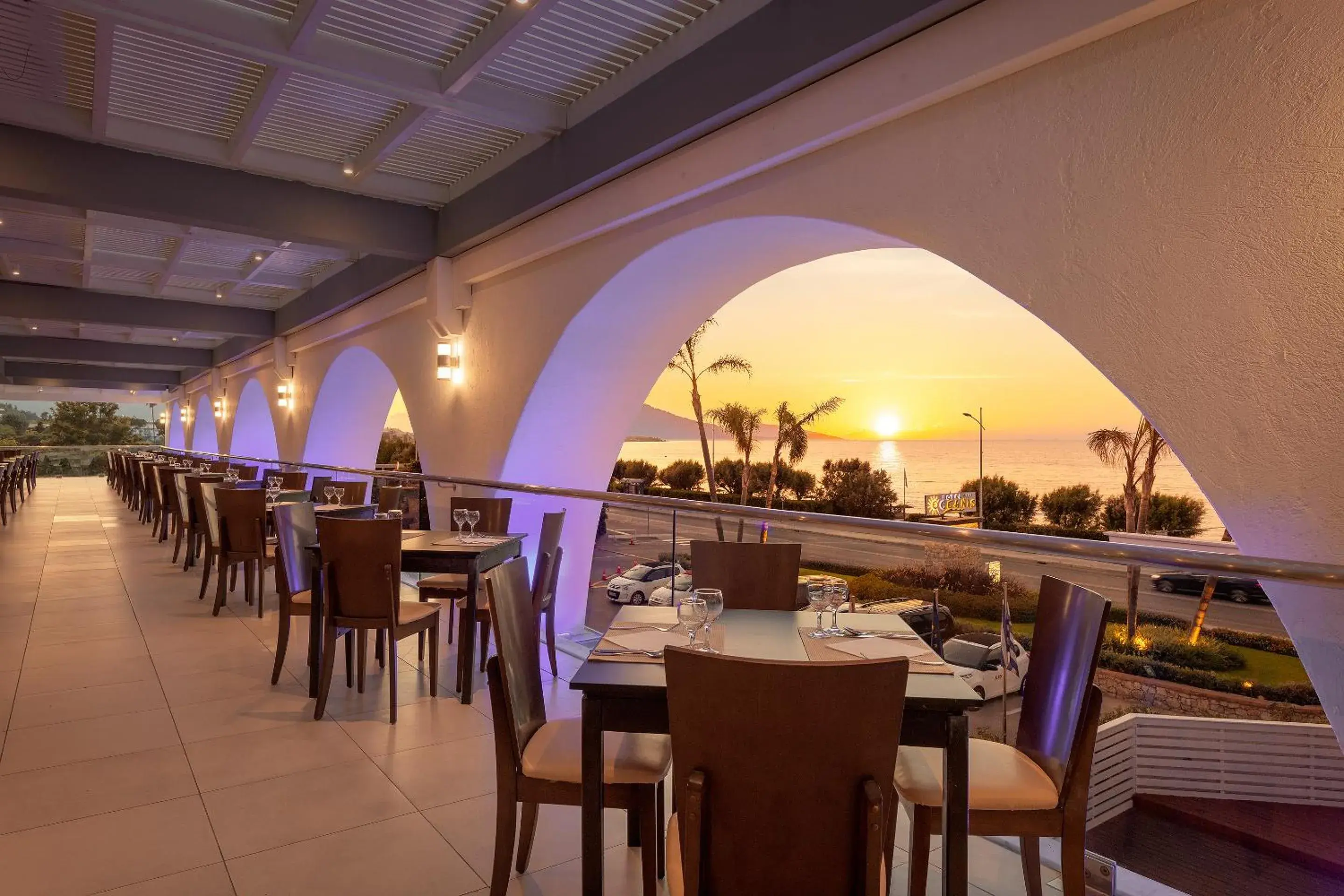 Restaurant/places to eat in Oceanis Beach Hotel Restaurant/places to eat in Oceanis Beach Hotel