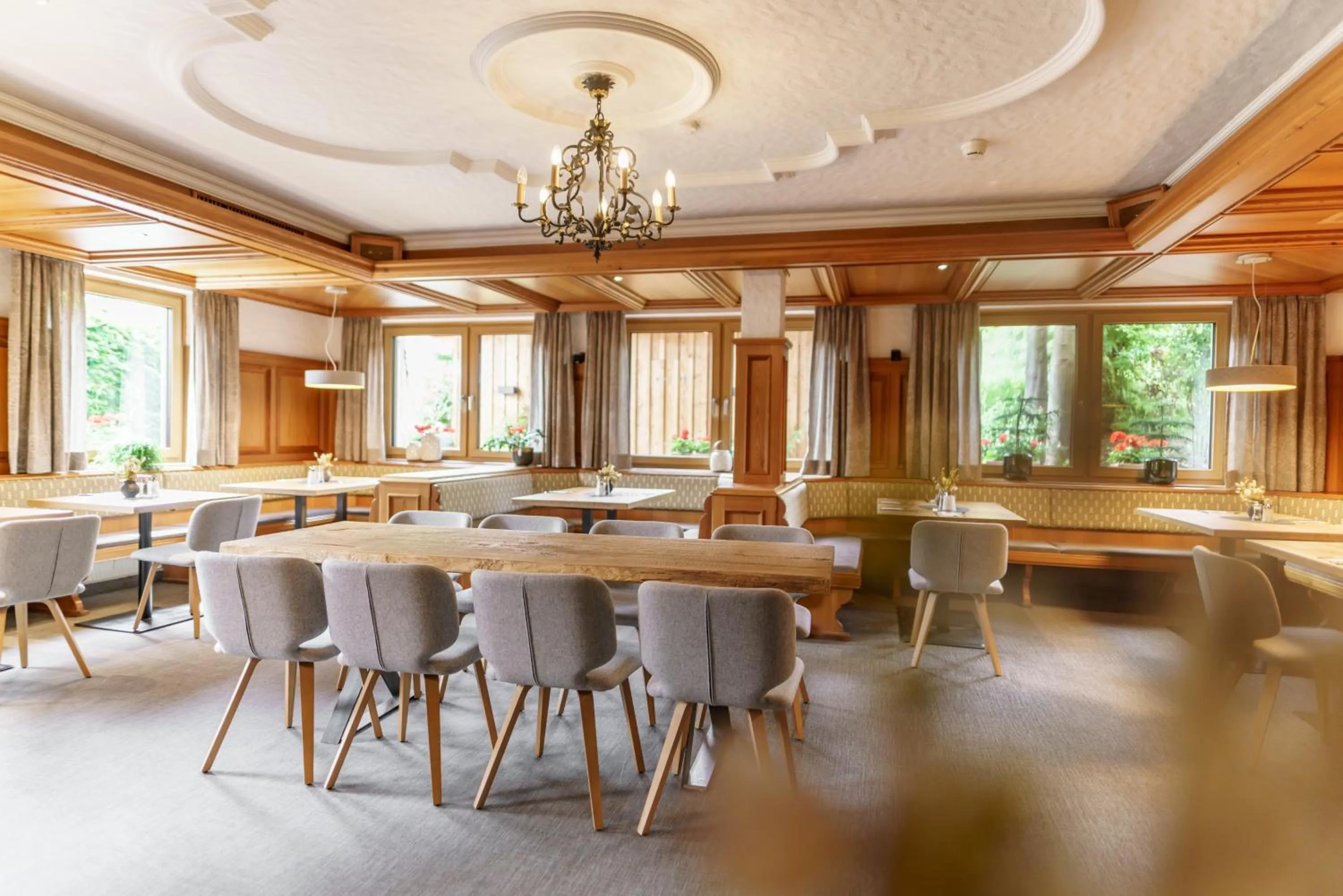 Restaurant/places to eat in Appartements Erzherzog Johann