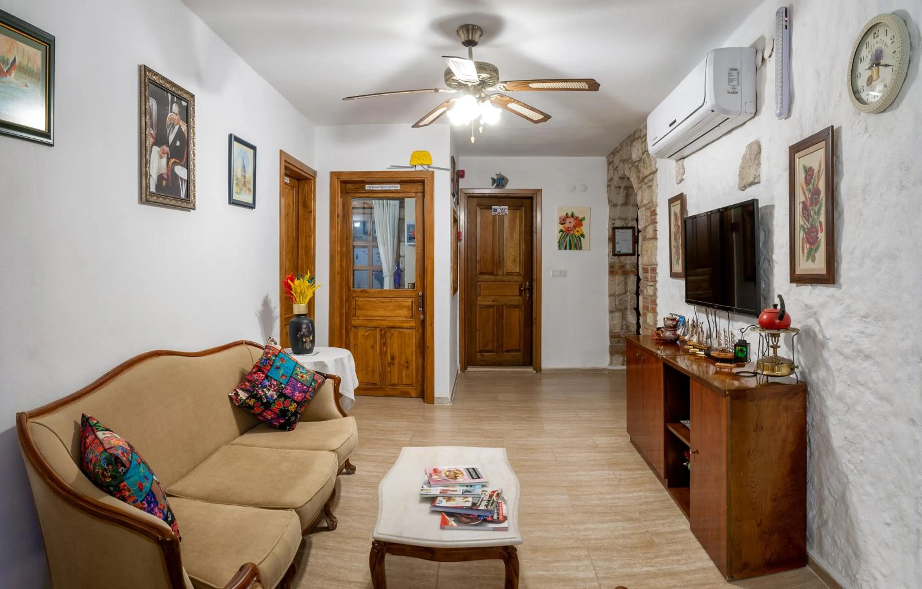 Lobby or reception in Flores Hotel Alaçatı