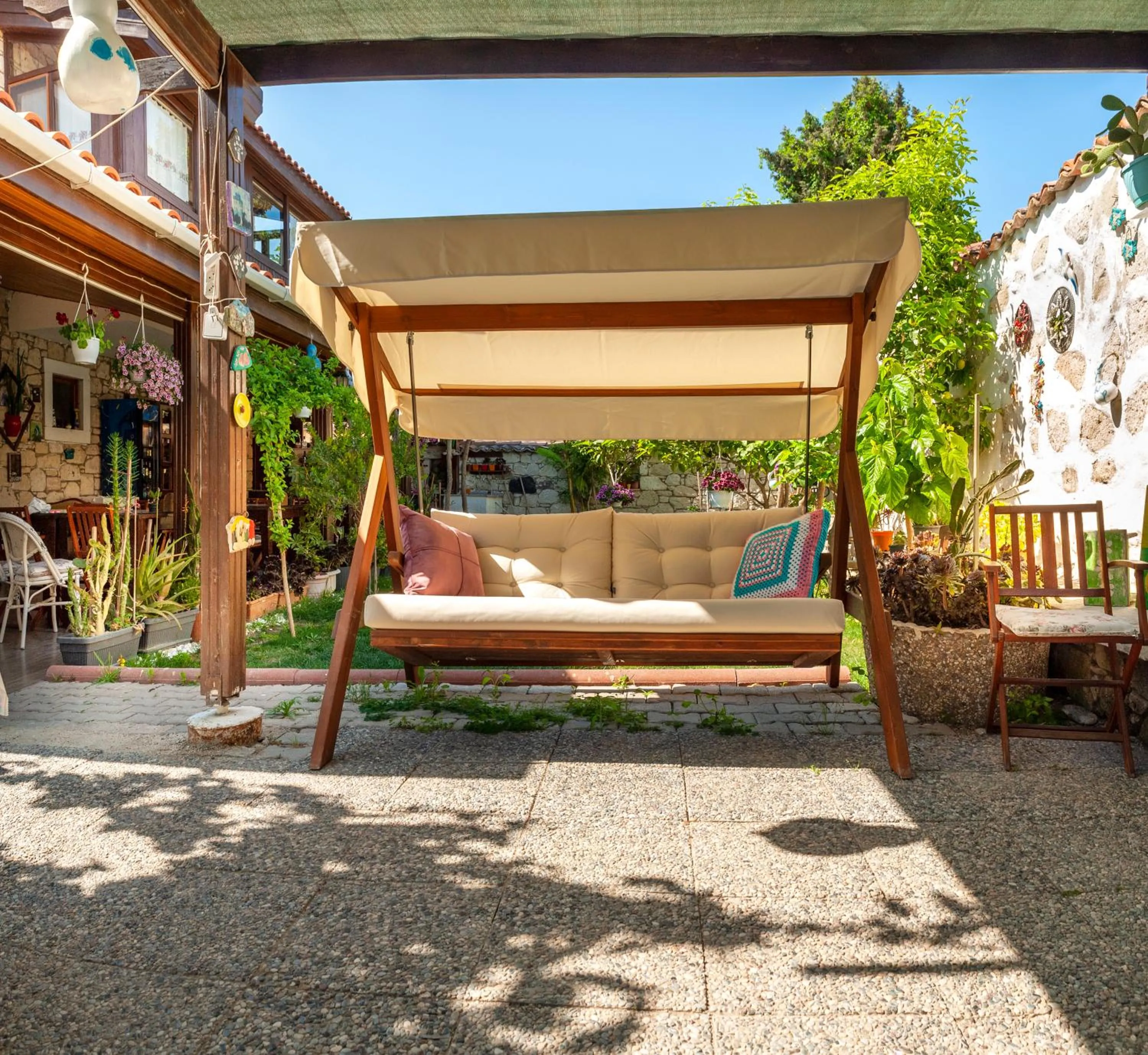 Garden in Flores Hotel Alaçatı