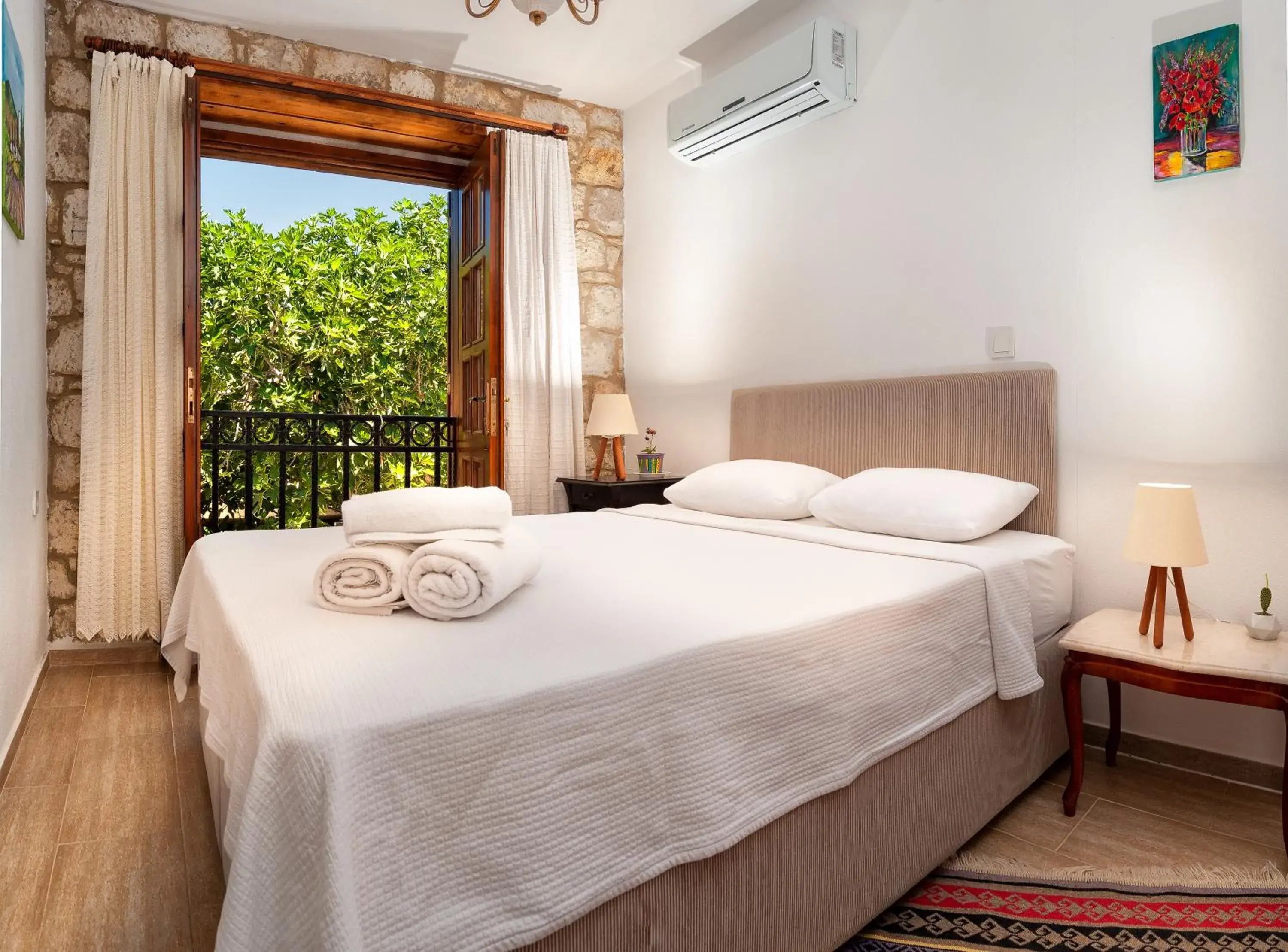 Bed in Flores Hotel Alaçatı Bed in Flores Hotel Alaçatı