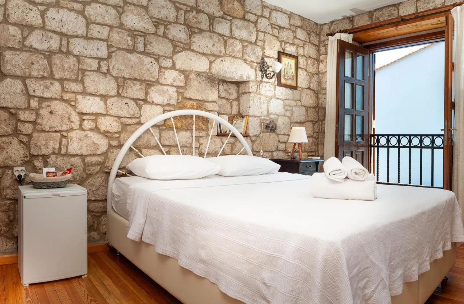 Bed in Flores Hotel Alaçatı