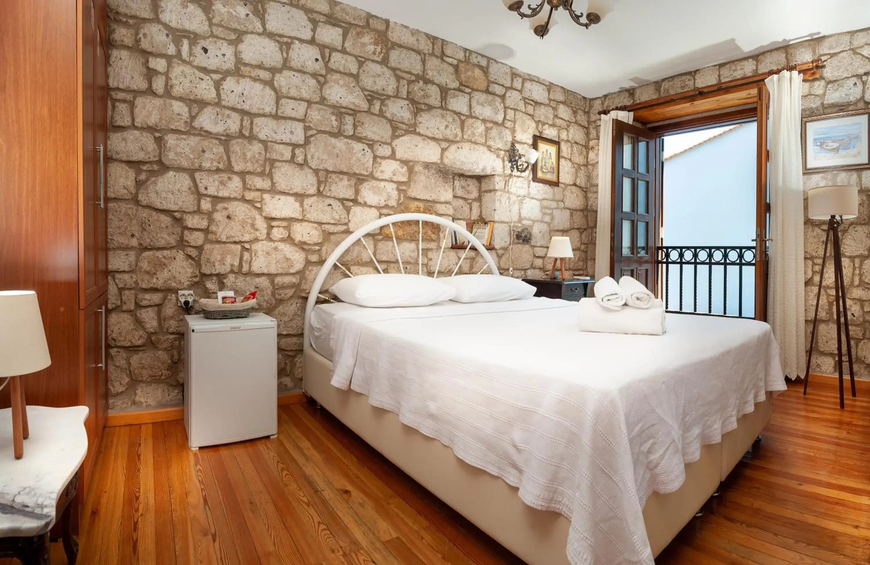 Bed in Flores Hotel Alaçatı Bed in Flores Hotel Alaçatı
