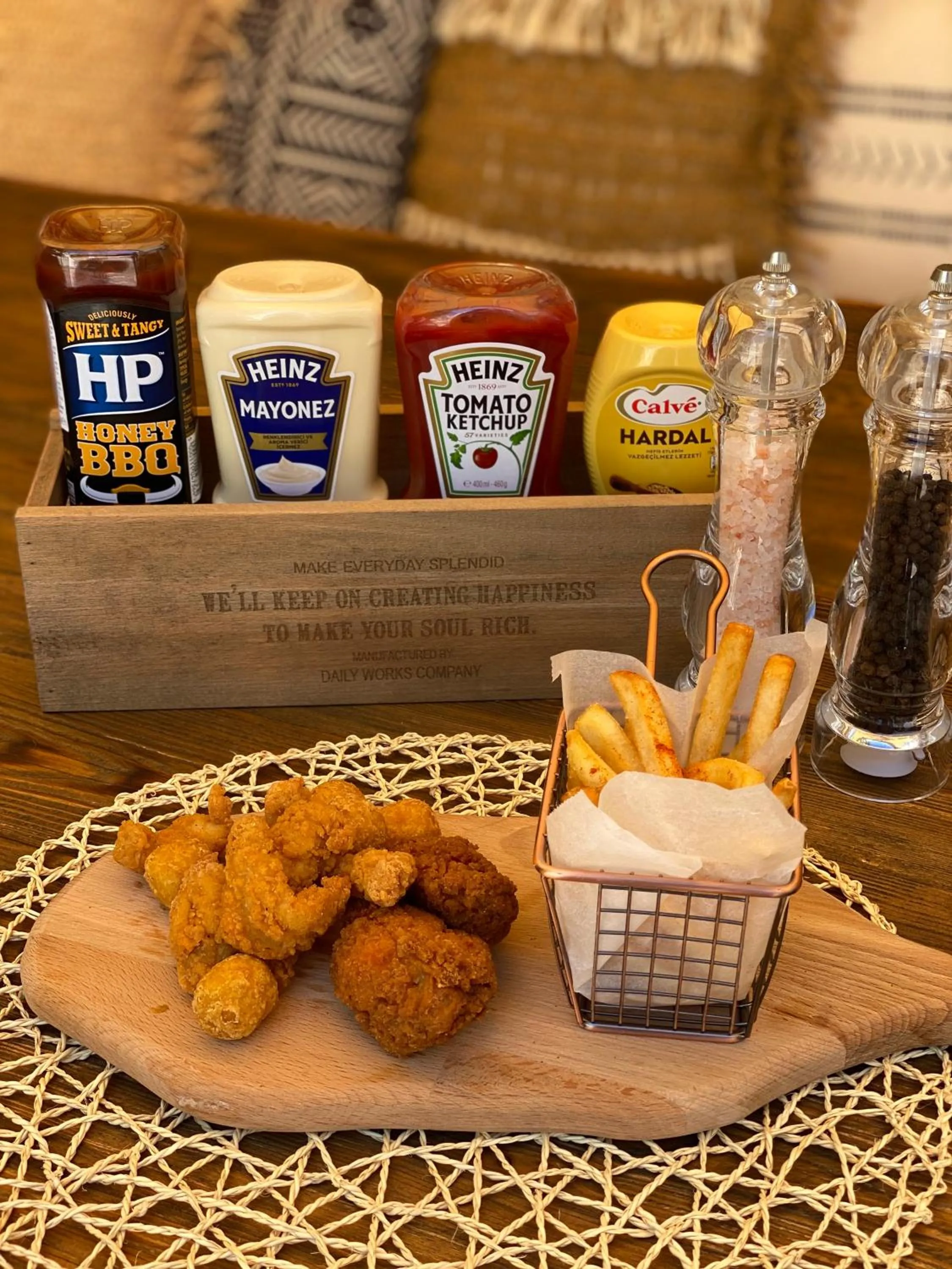 Food and drinks in Morisi Avlu