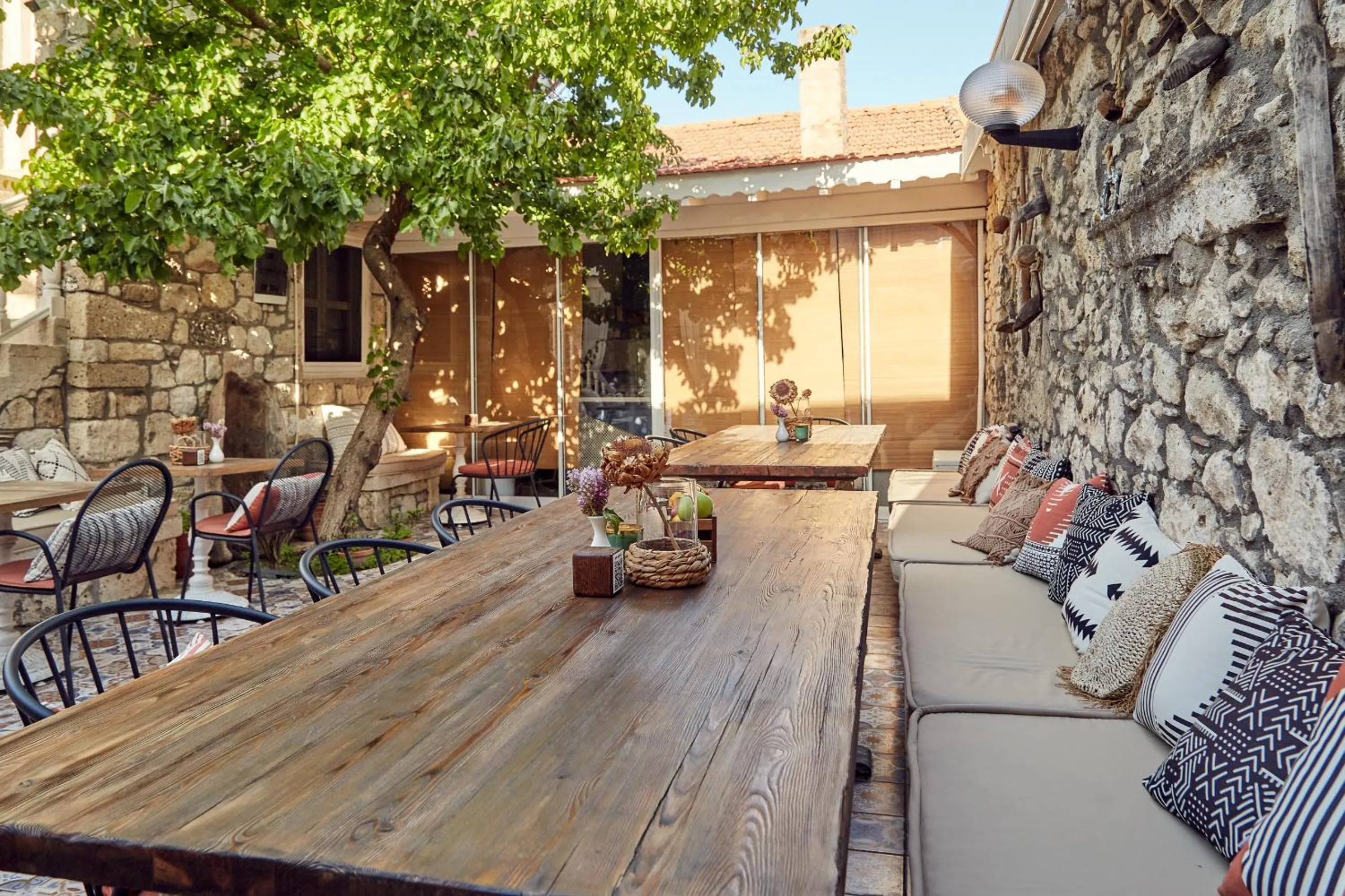 Restaurant/places to eat in Morisi Avlu