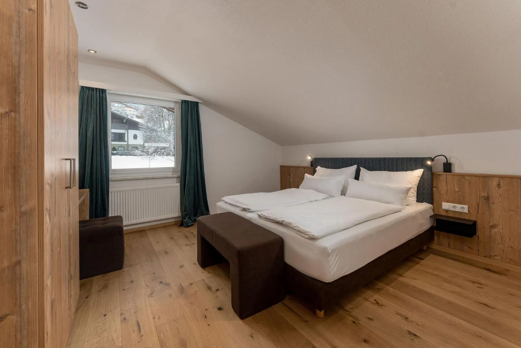 Bed in Appartements Landhaus Hubertus Wellness & Breakfast
