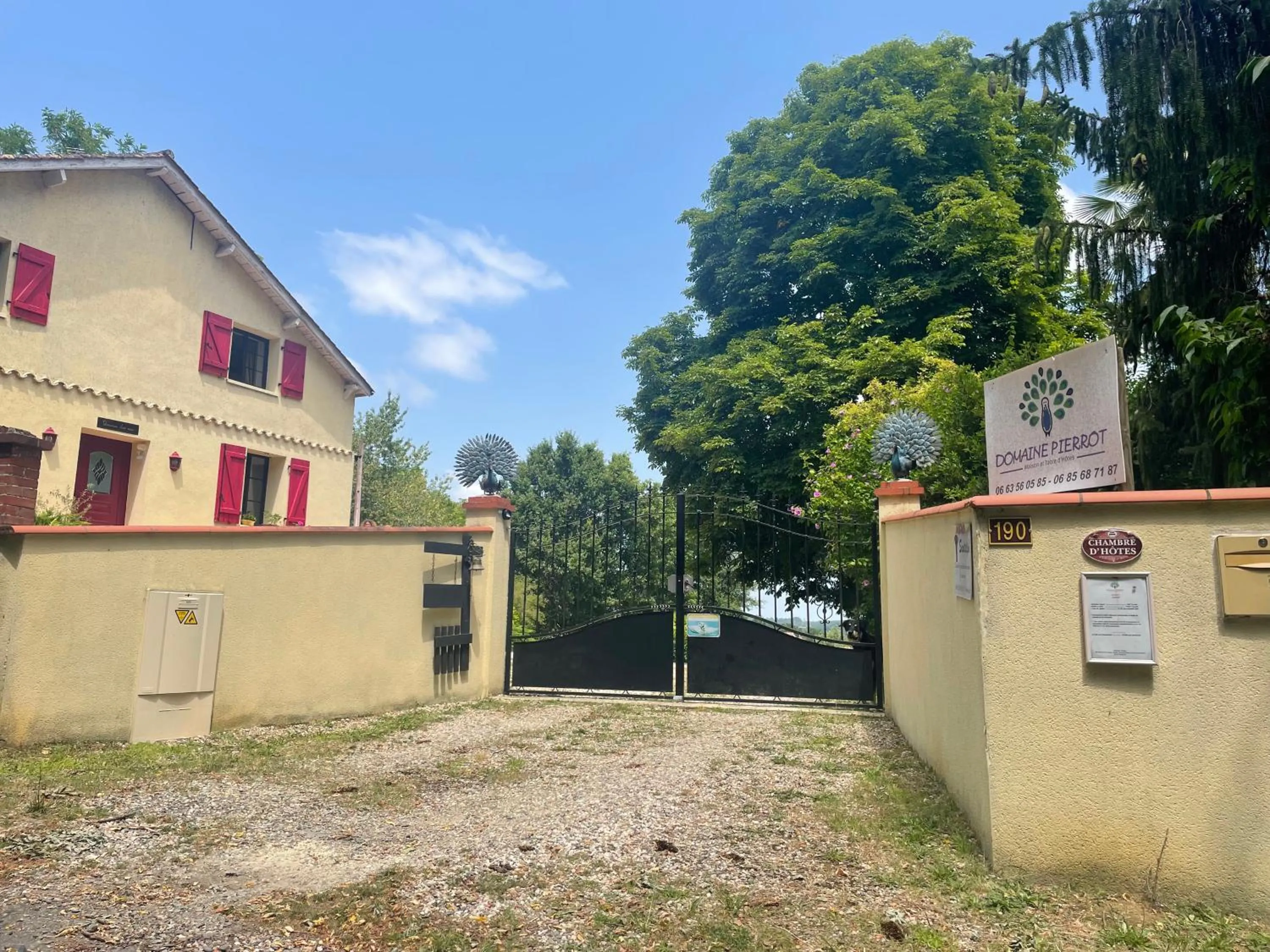 Street view in Domaine Pierrot