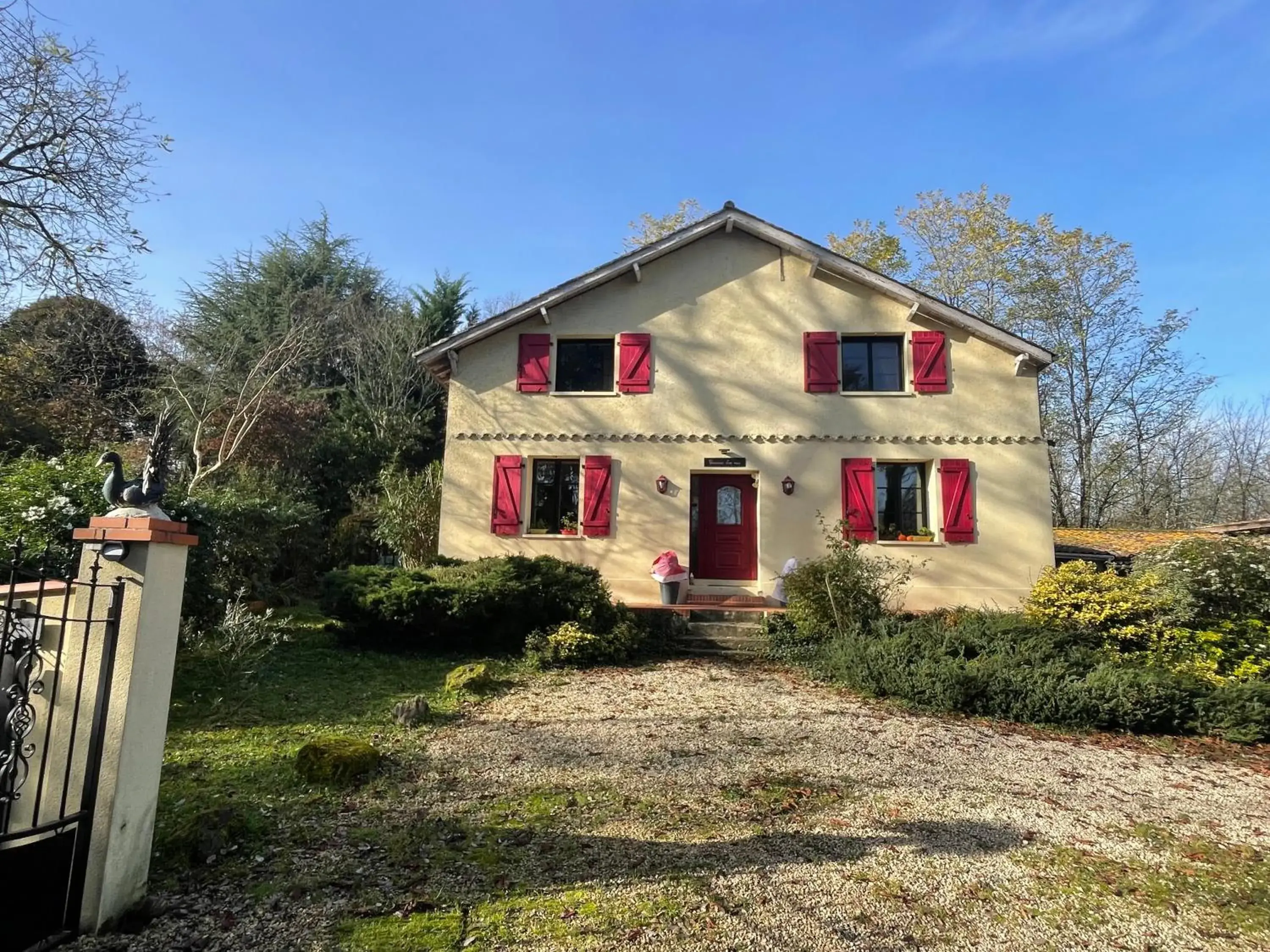 Domaine Pierrot Domaine Pierrot