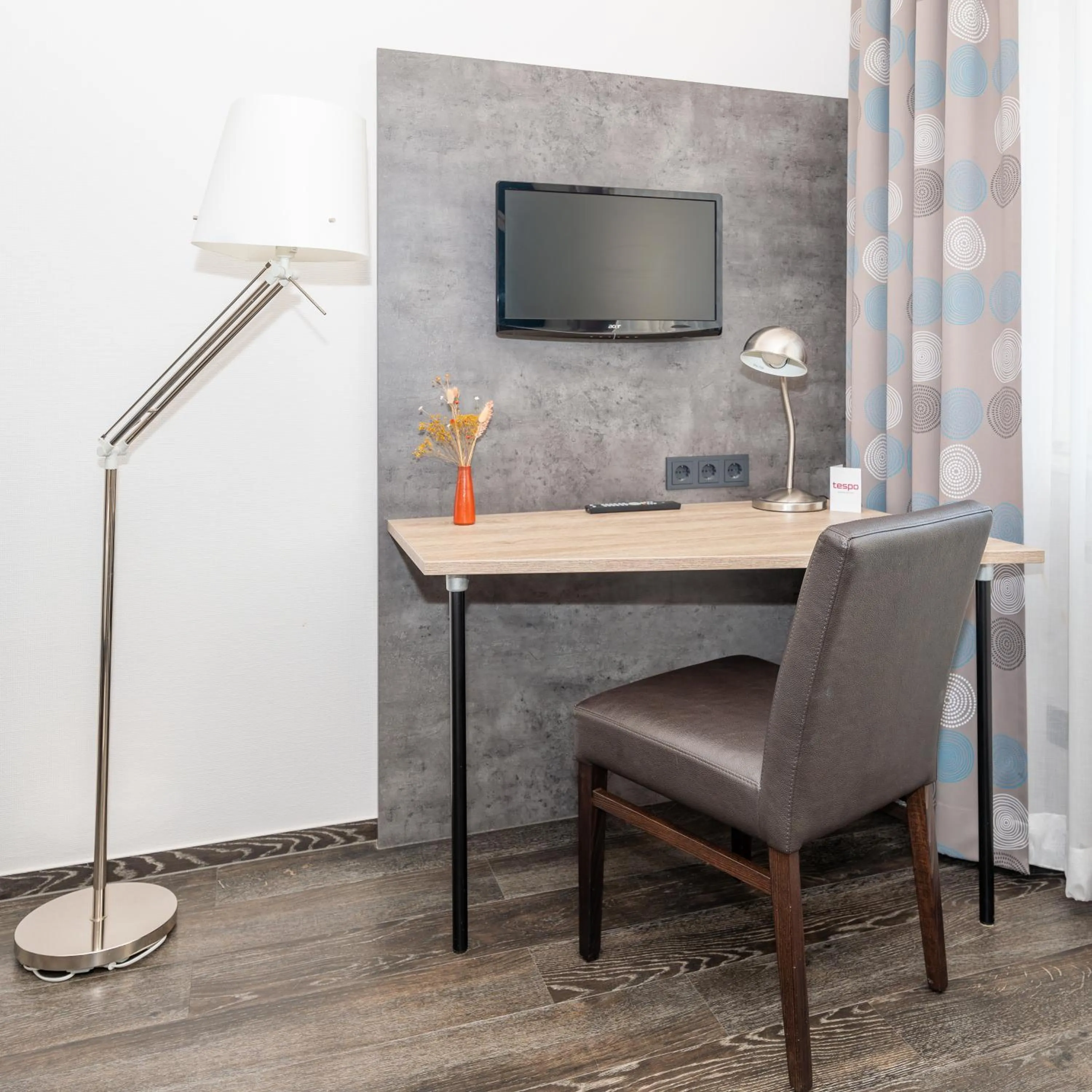 TV and multimedia in Tespo Hotel und Sportpark