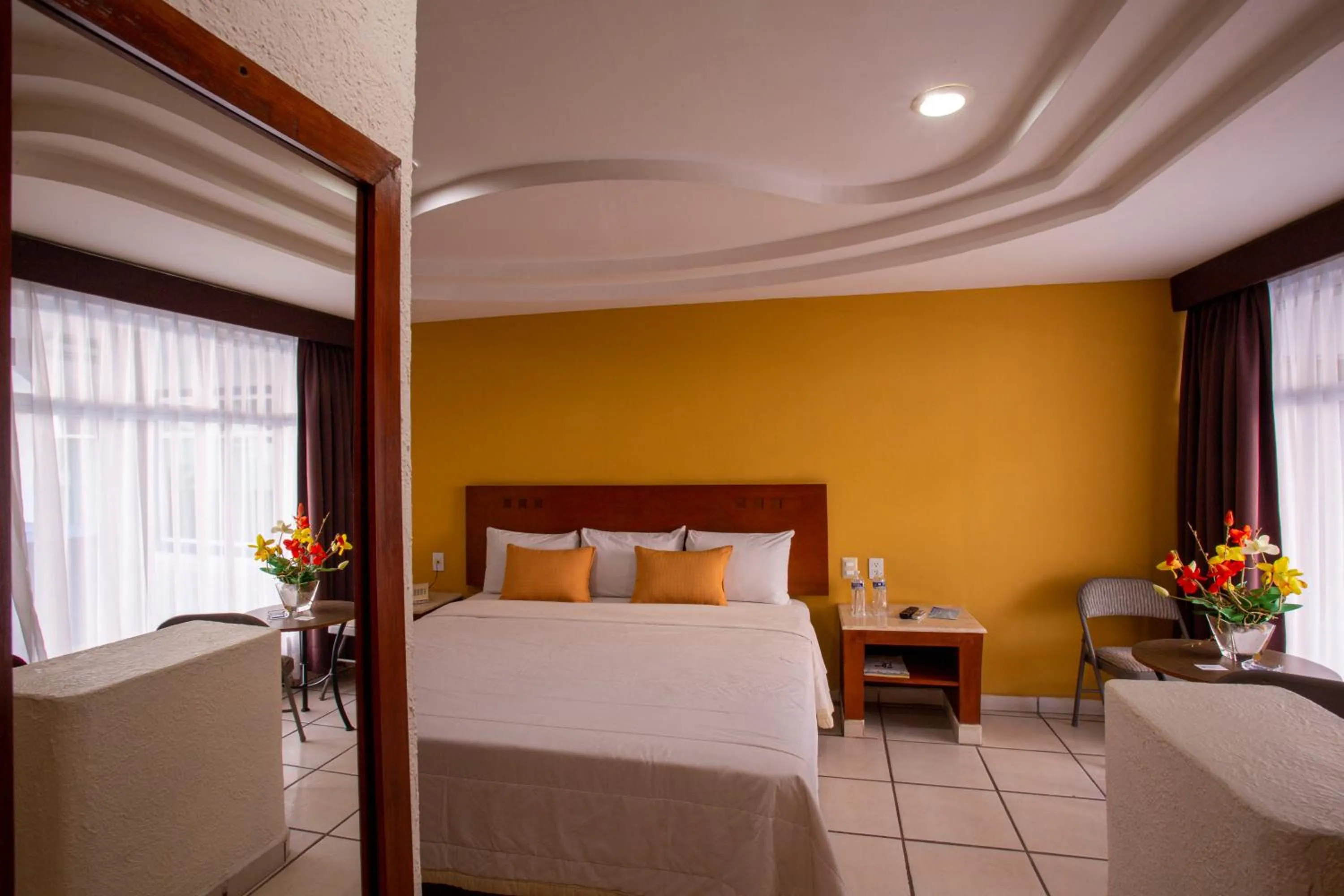 Photo of the whole room, Bed in Hotel Arcos Aeropuerto