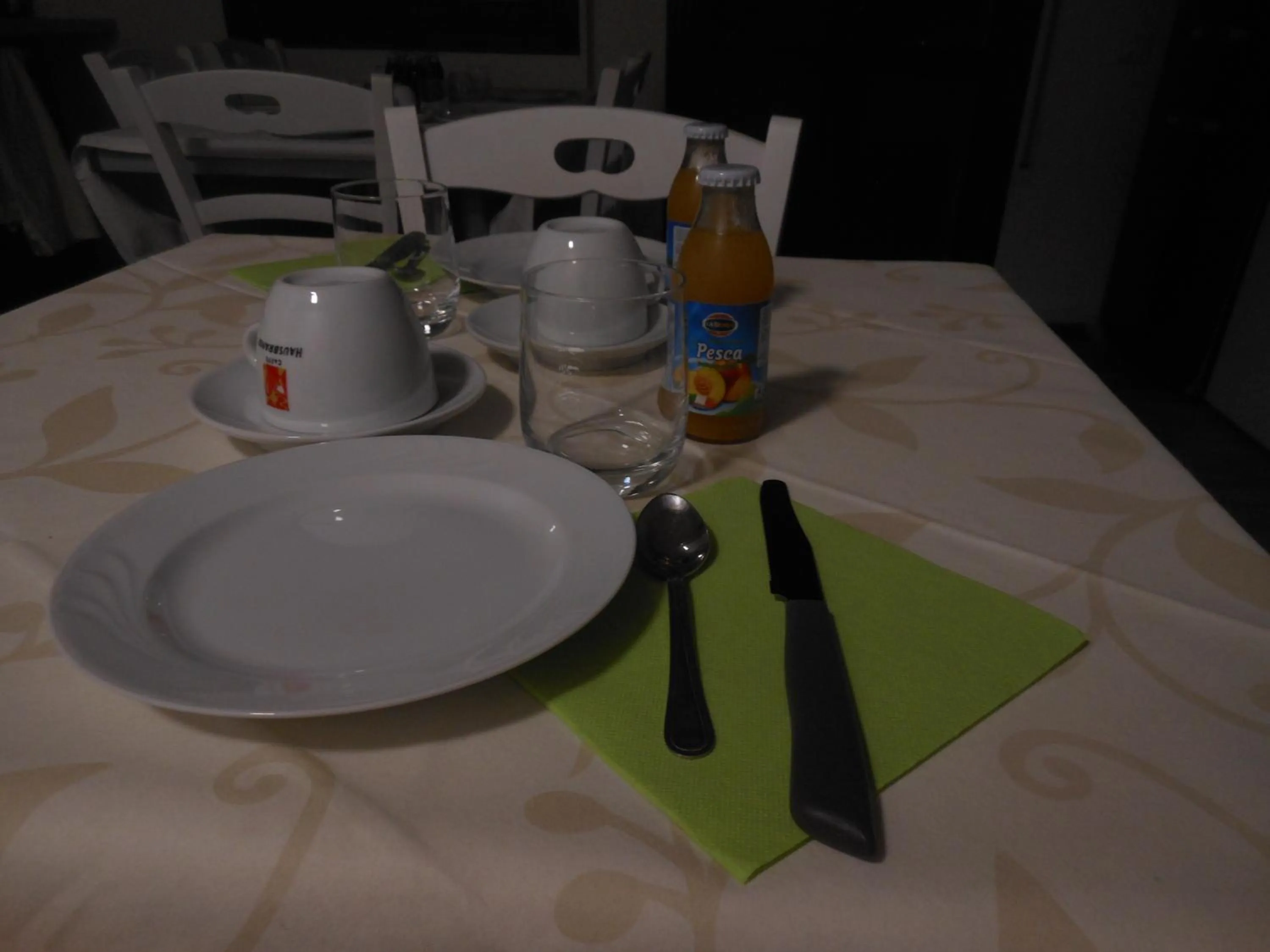 Coffee/tea facilities, Restaurant/Places to Eat in Bed & Breakfast Sinfonia