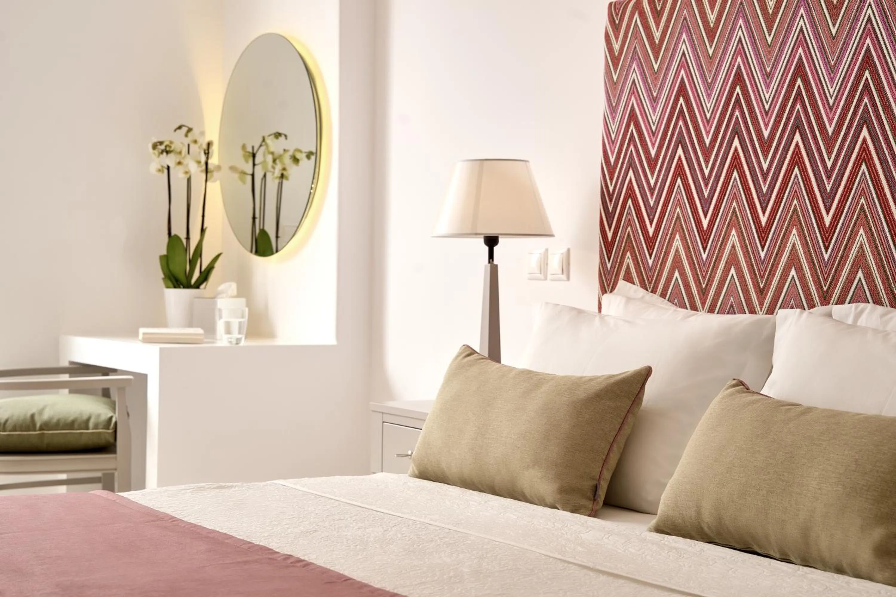 Bed in Stelia Mare Boutique Hotel