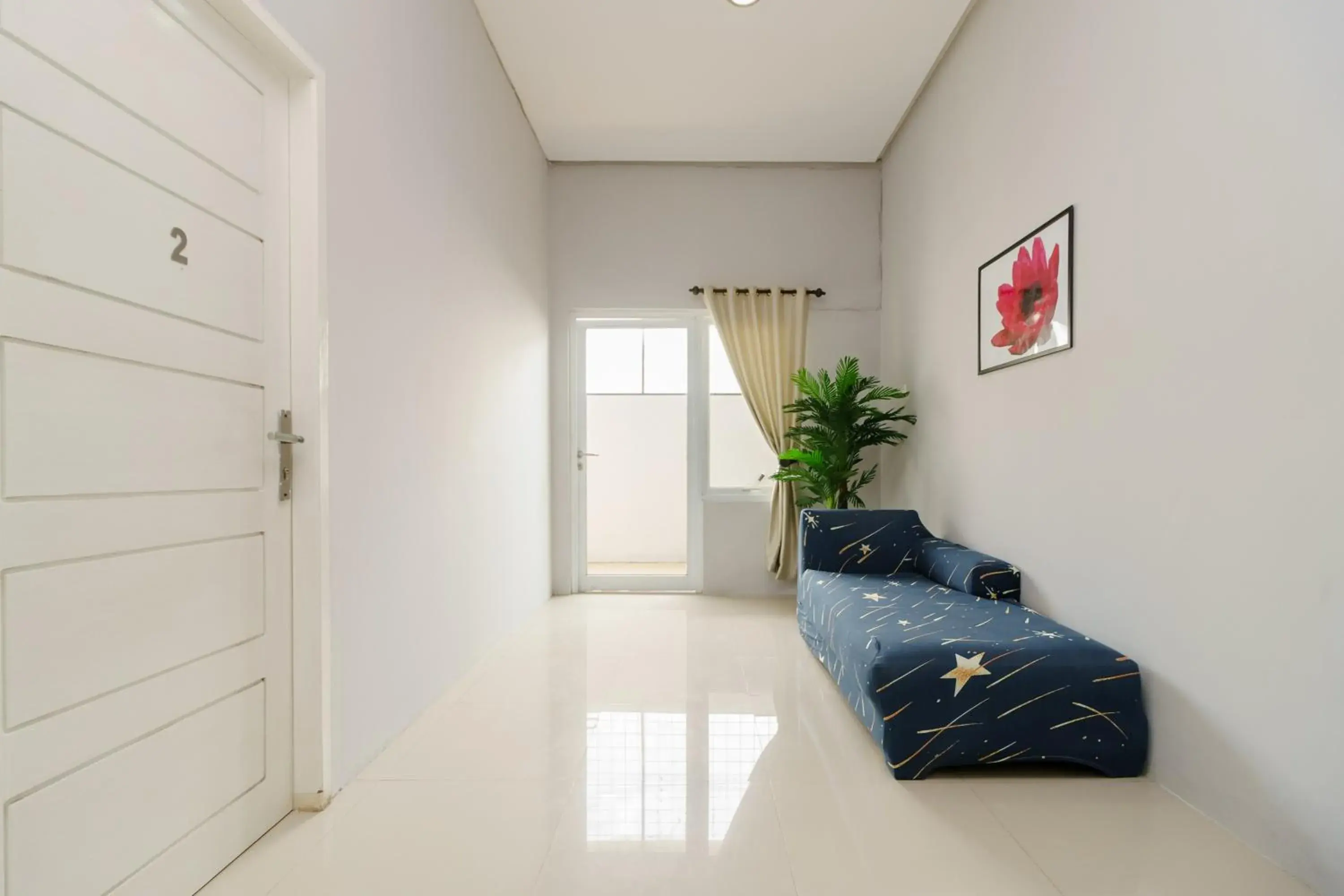 Bed in RedDoorz @ Jalan Demang Lebar Raya Palembang Bed in RedDoorz @ Jalan Demang Lebar Raya Palembang