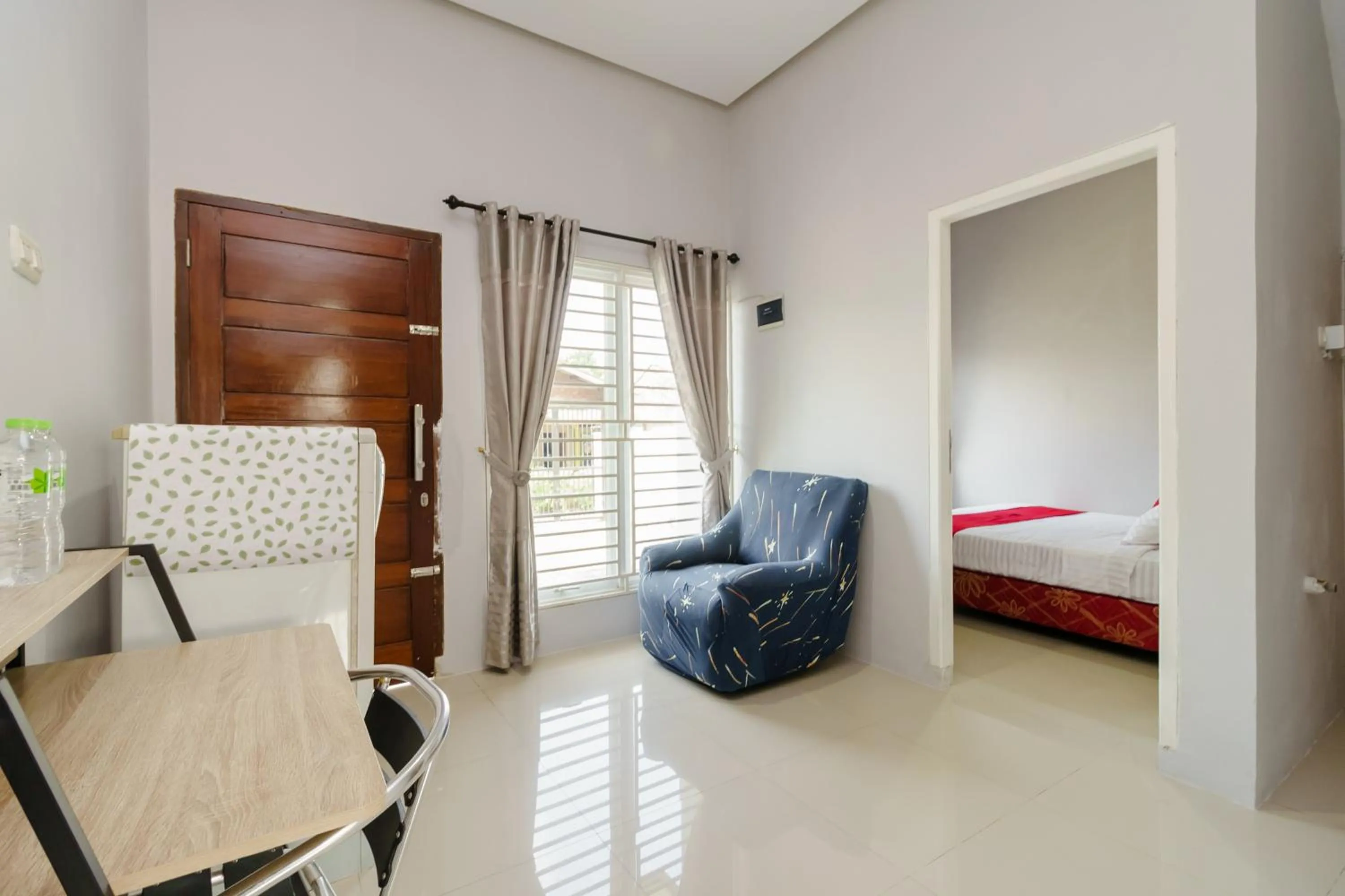 Bed in RedDoorz @ Jalan Demang Lebar Raya Palembang