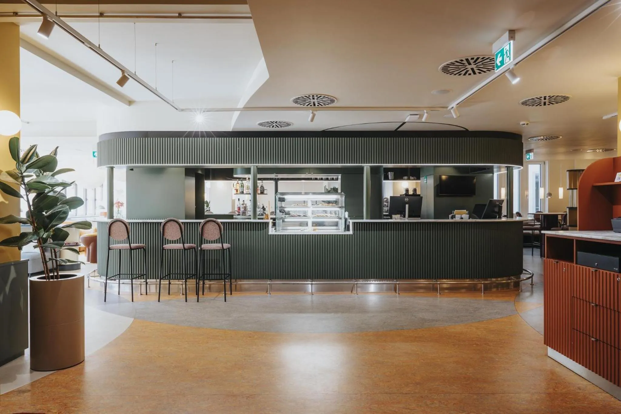 Lobby or reception in Premier Inn Köln City Mediapark