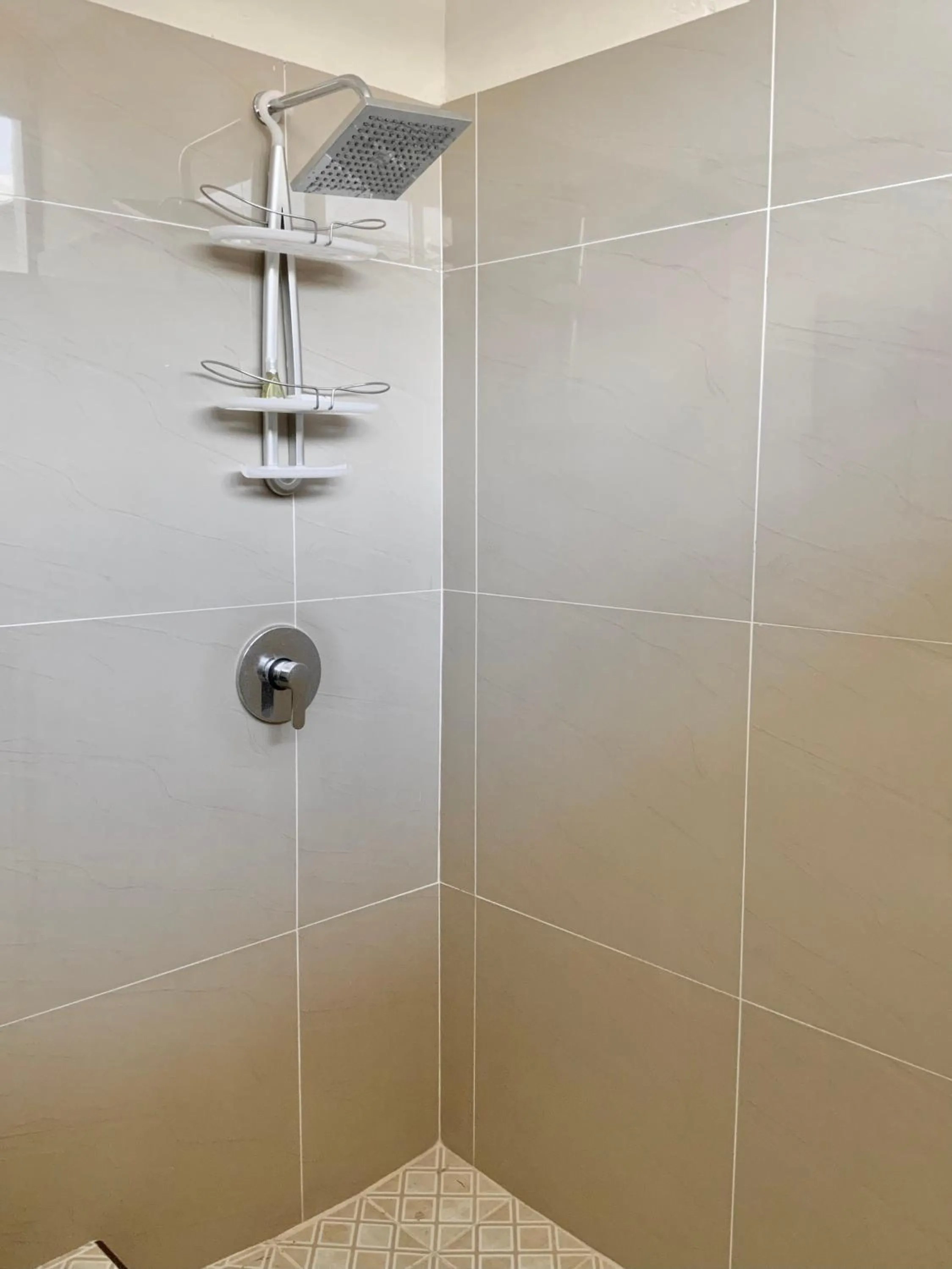 Shower in Paradise Surf Hotel