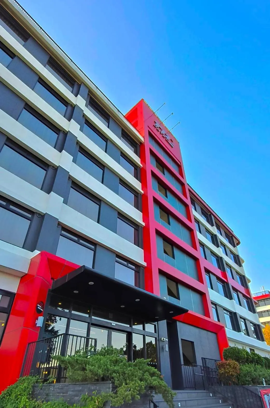 Property building in T11、T12 Hotel