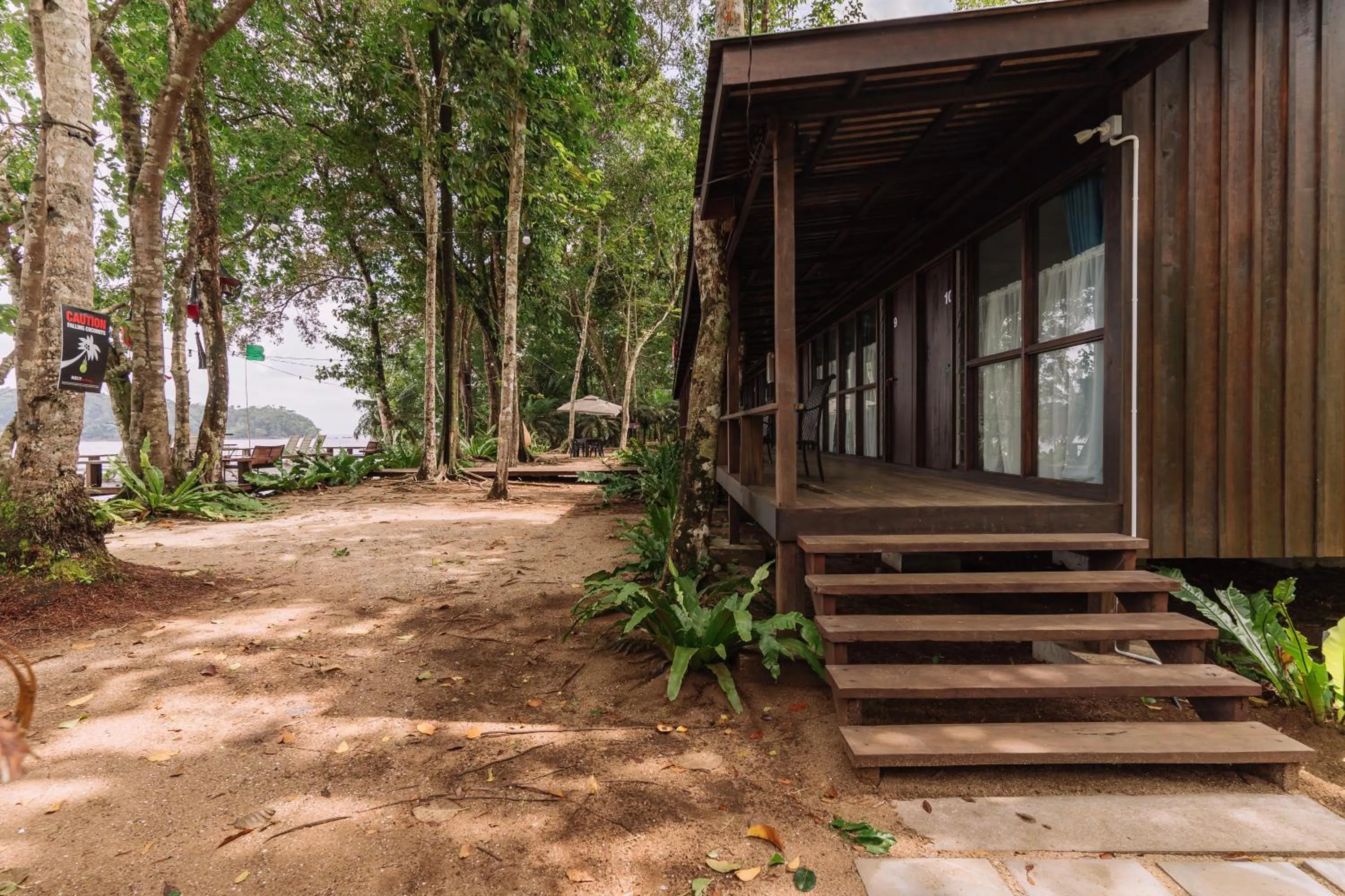 Property building in Roxy Telok Serabang