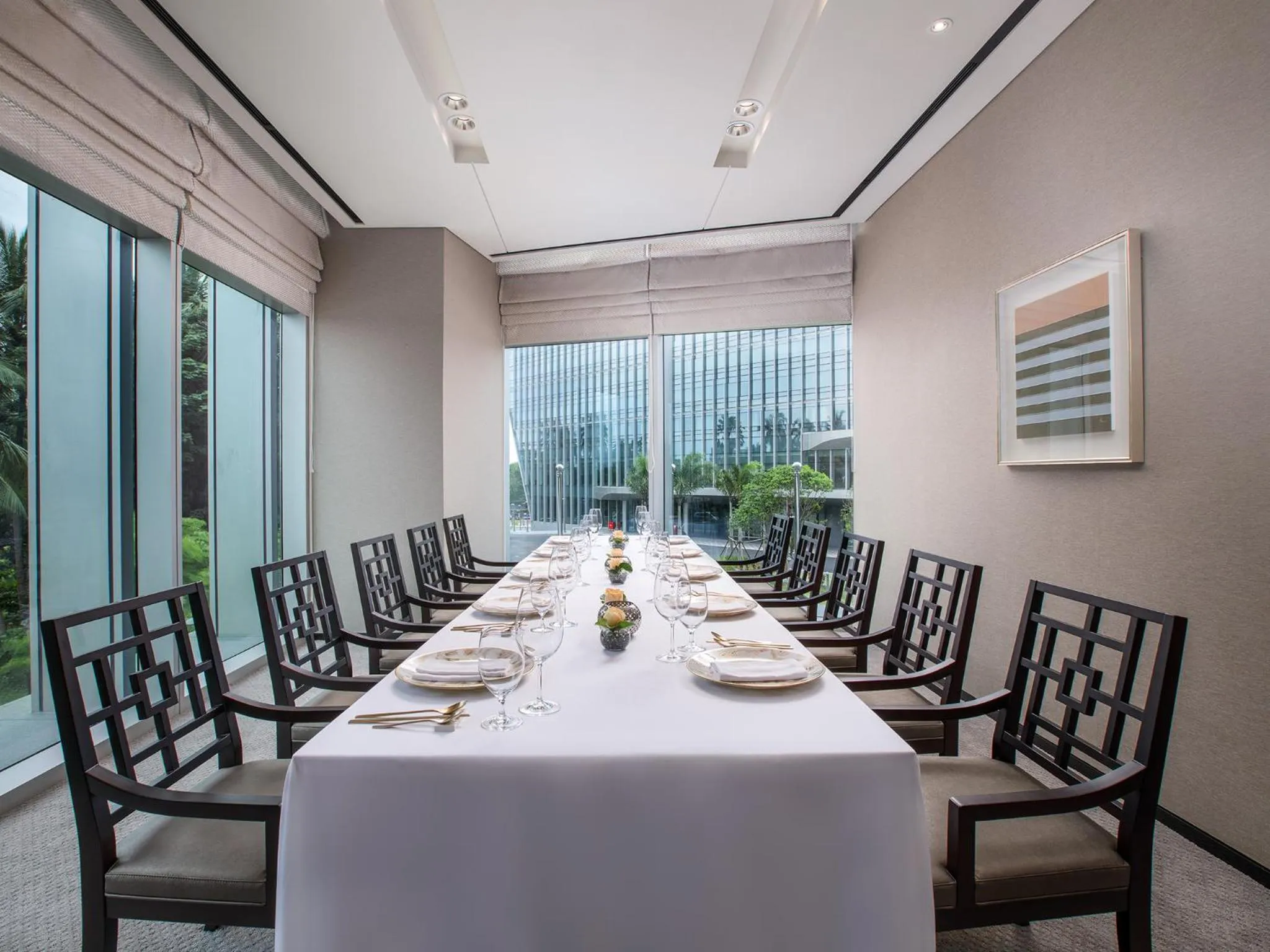 Restaurant/places to eat in LOTTE Hotel Serviced Apartment