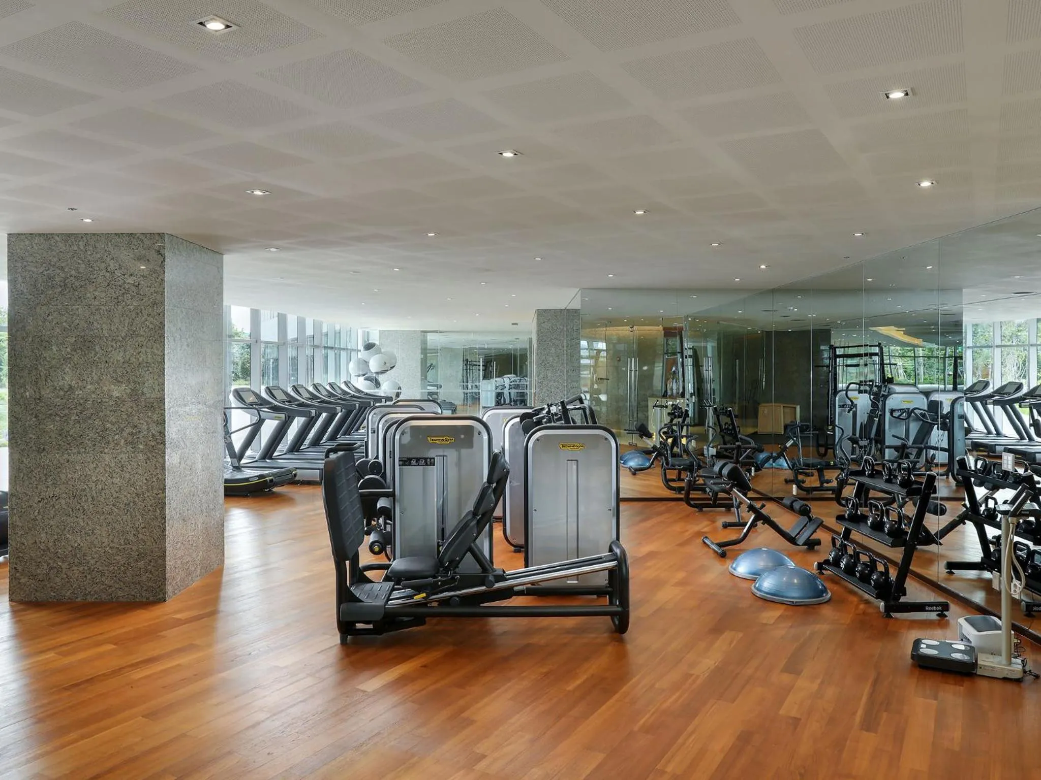 Fitness centre/facilities in LOTTE Hotel Serviced Apartment
