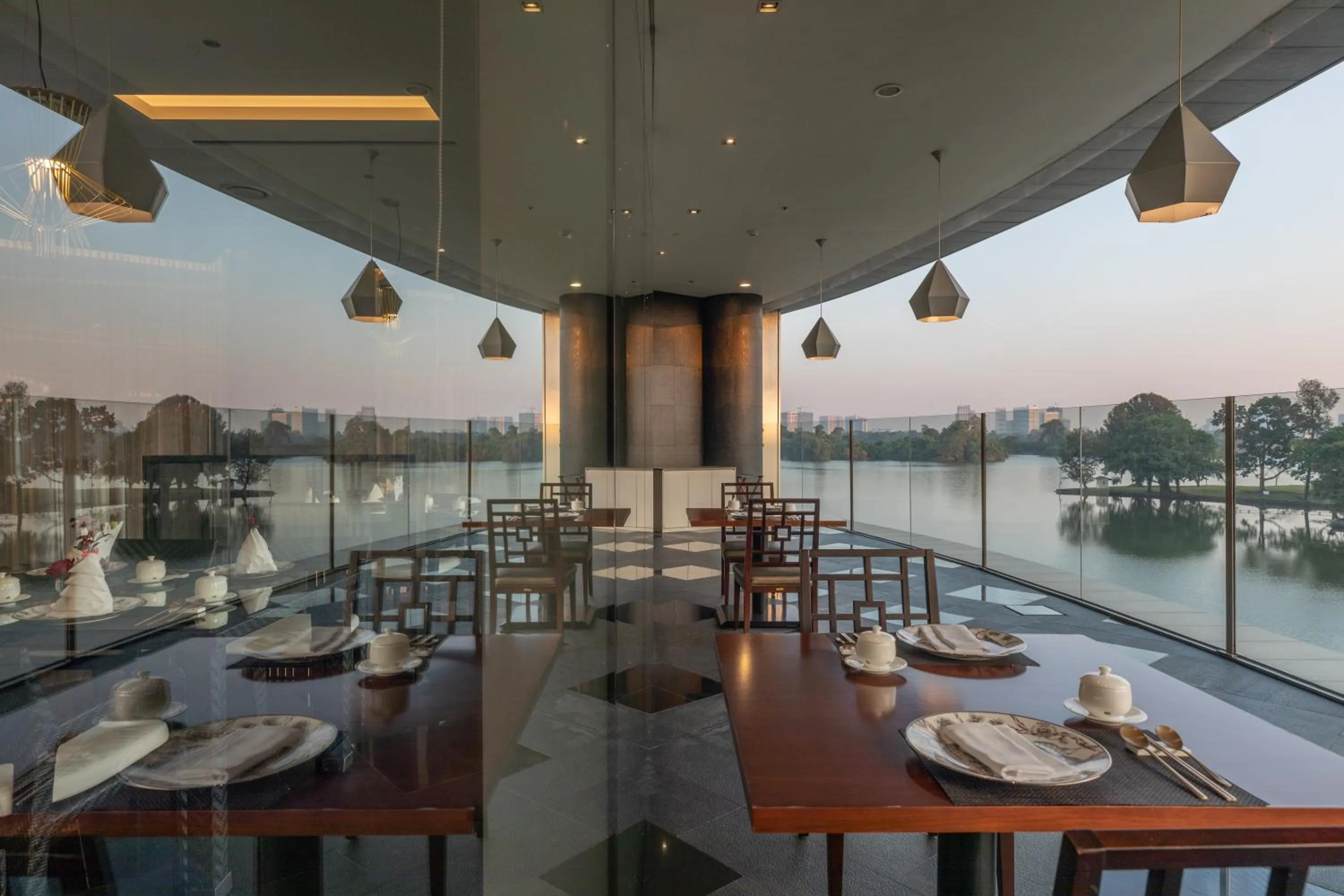 Restaurant/places to eat in LOTTE Hotel Serviced Apartment