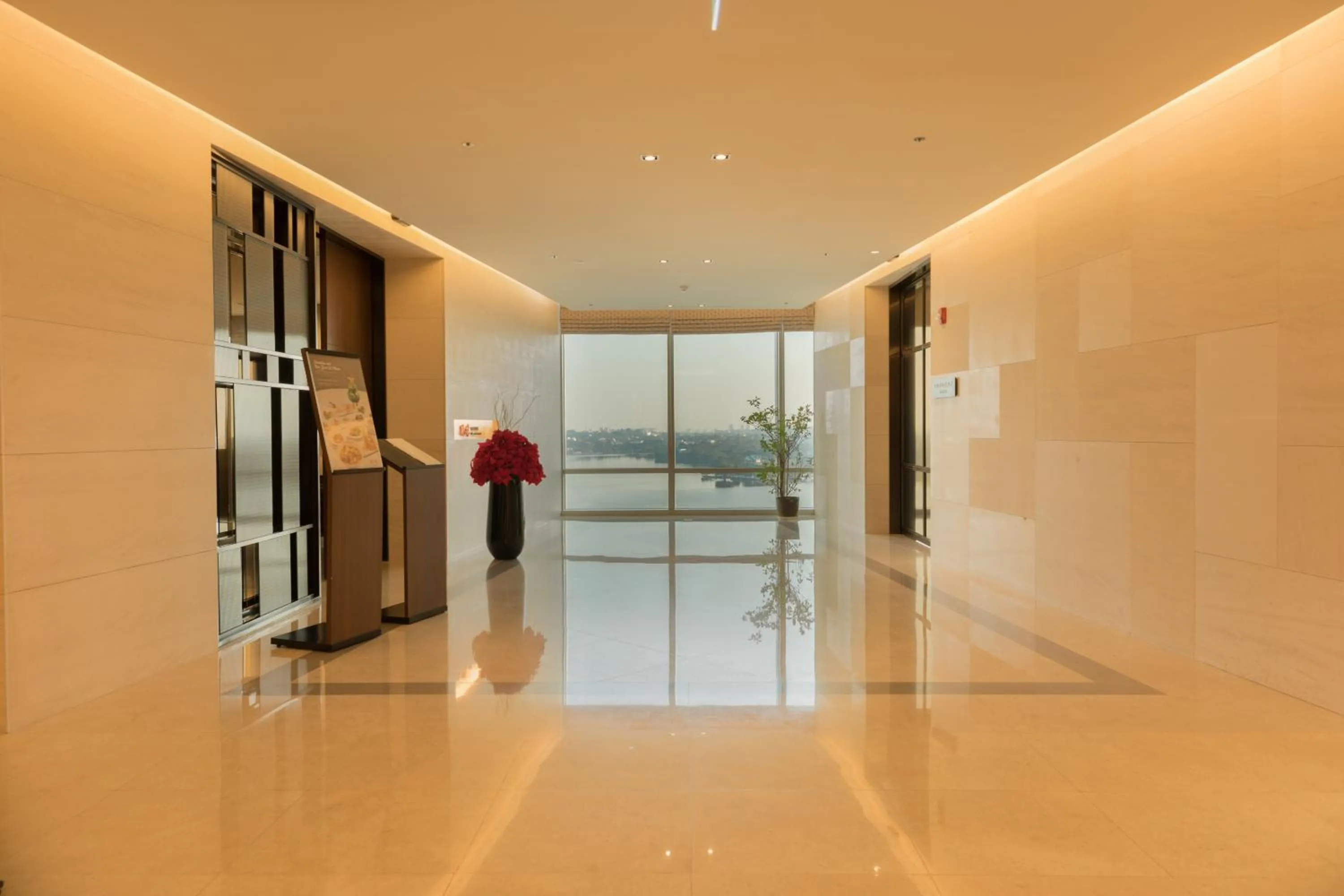 Restaurant/places to eat in LOTTE Hotel Serviced Apartment