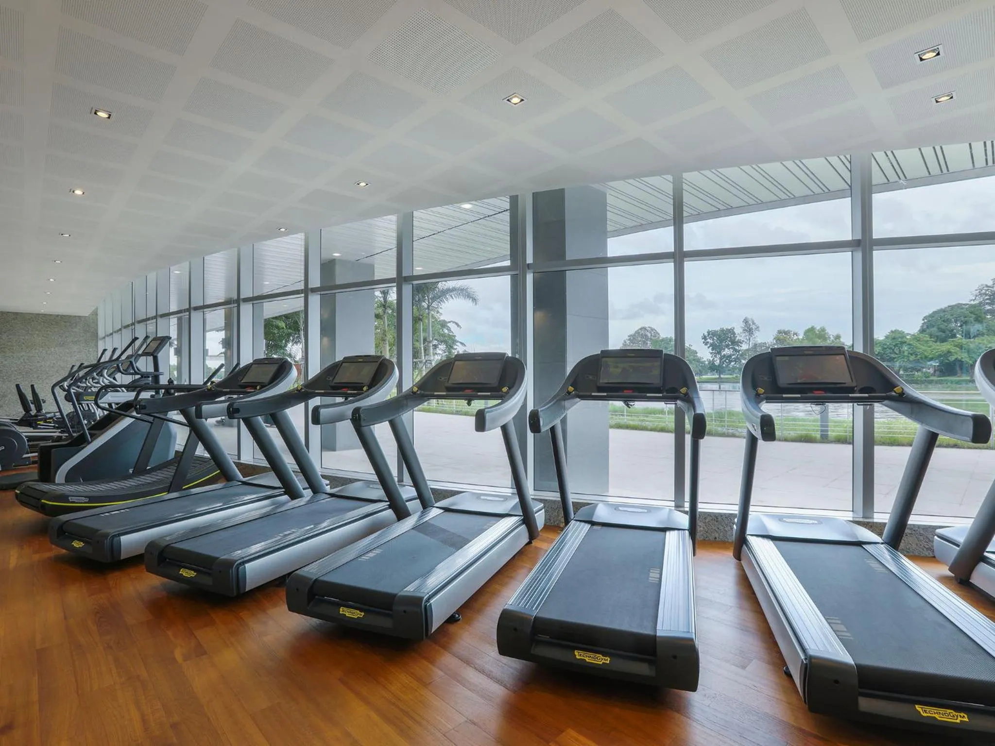 Fitness centre/facilities in LOTTE Hotel Serviced Apartment
