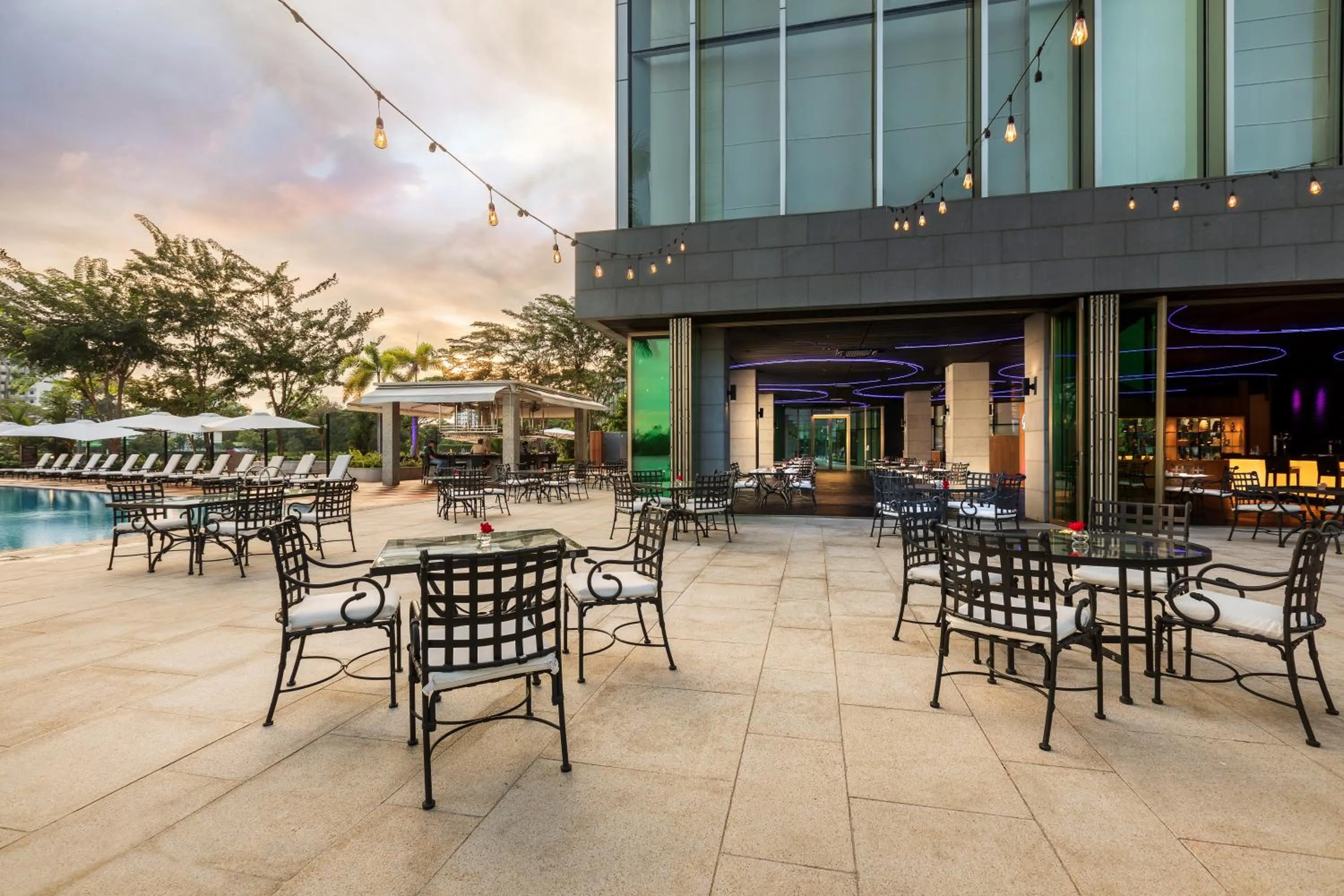 Restaurant/places to eat in LOTTE Hotel Serviced Apartment