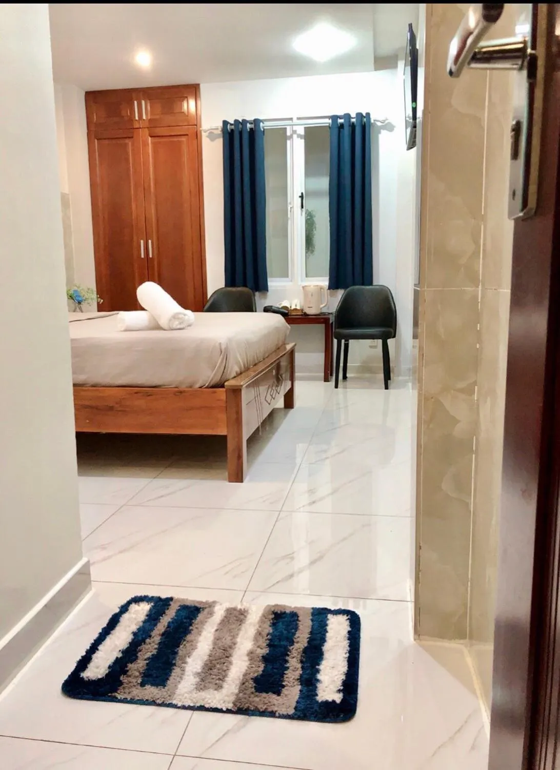 Bed in SaiGon CoZy Hotel "241 Pham Ngu Lao Street''