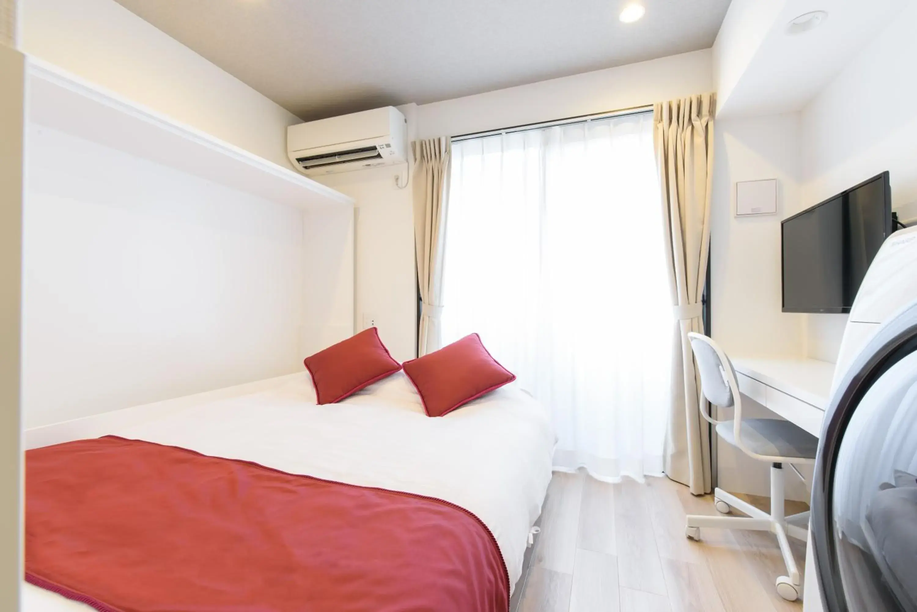 Photo of the whole room, Bed in JP INN Kyoto Ekimae Izutsucho Photo of the whole room, Bed in JP INN Kyoto Ekimae Izutsucho