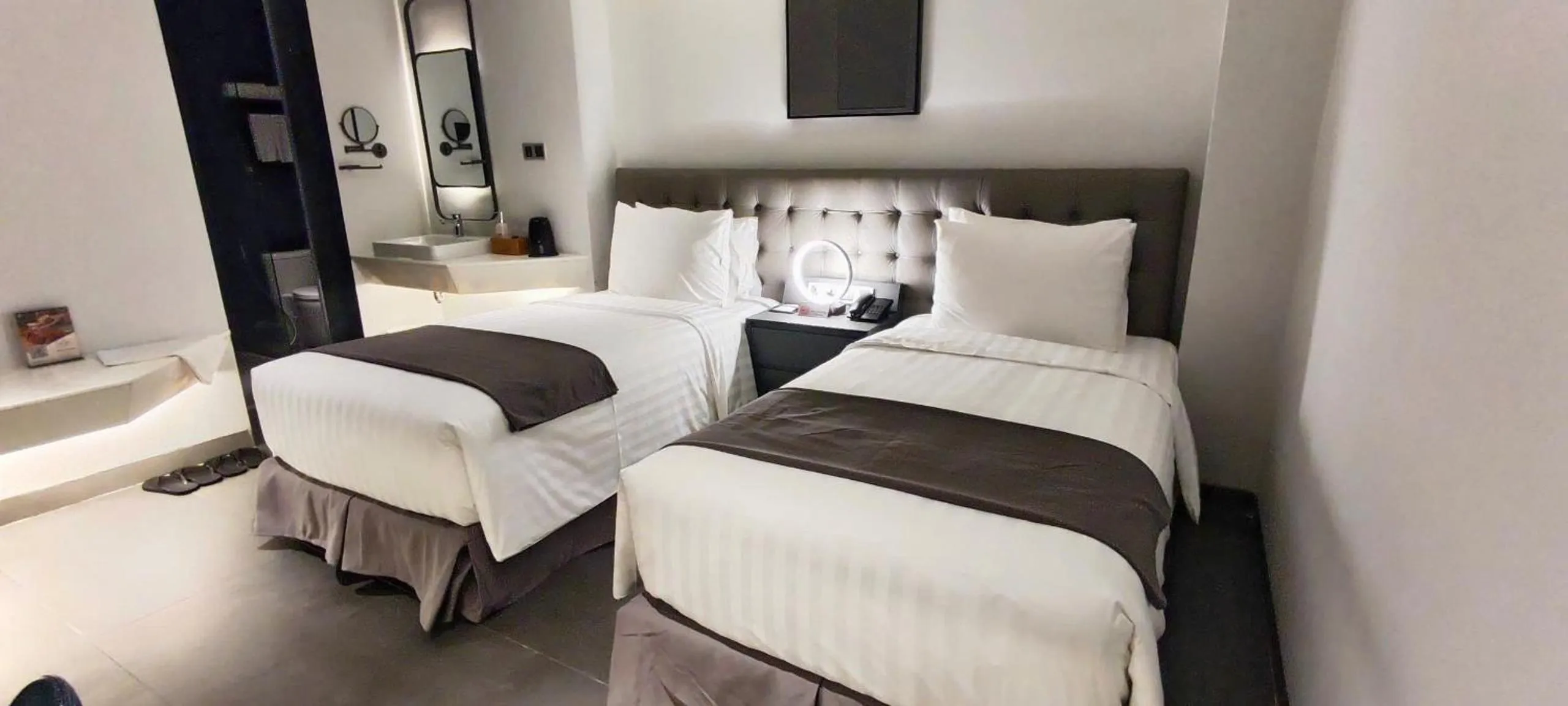 Bedroom, Bed in LEGEND Boutique Hotel