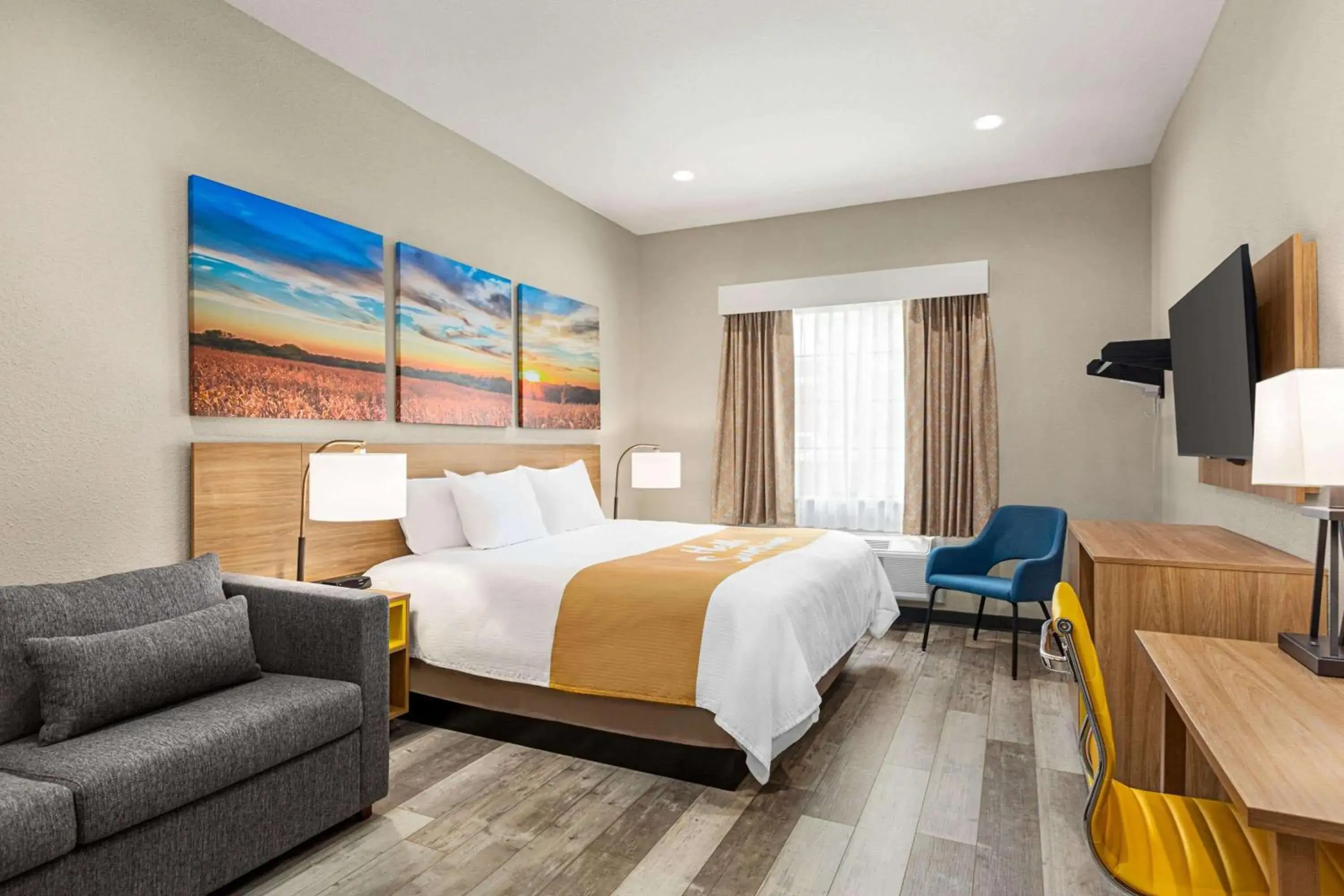 Photo of the whole room, Bed in Days Inn & Suites by Wyndham Greater Tomball Photo of the whole room, Bed in Days Inn & Suites by Wyndham Greater Tomball
