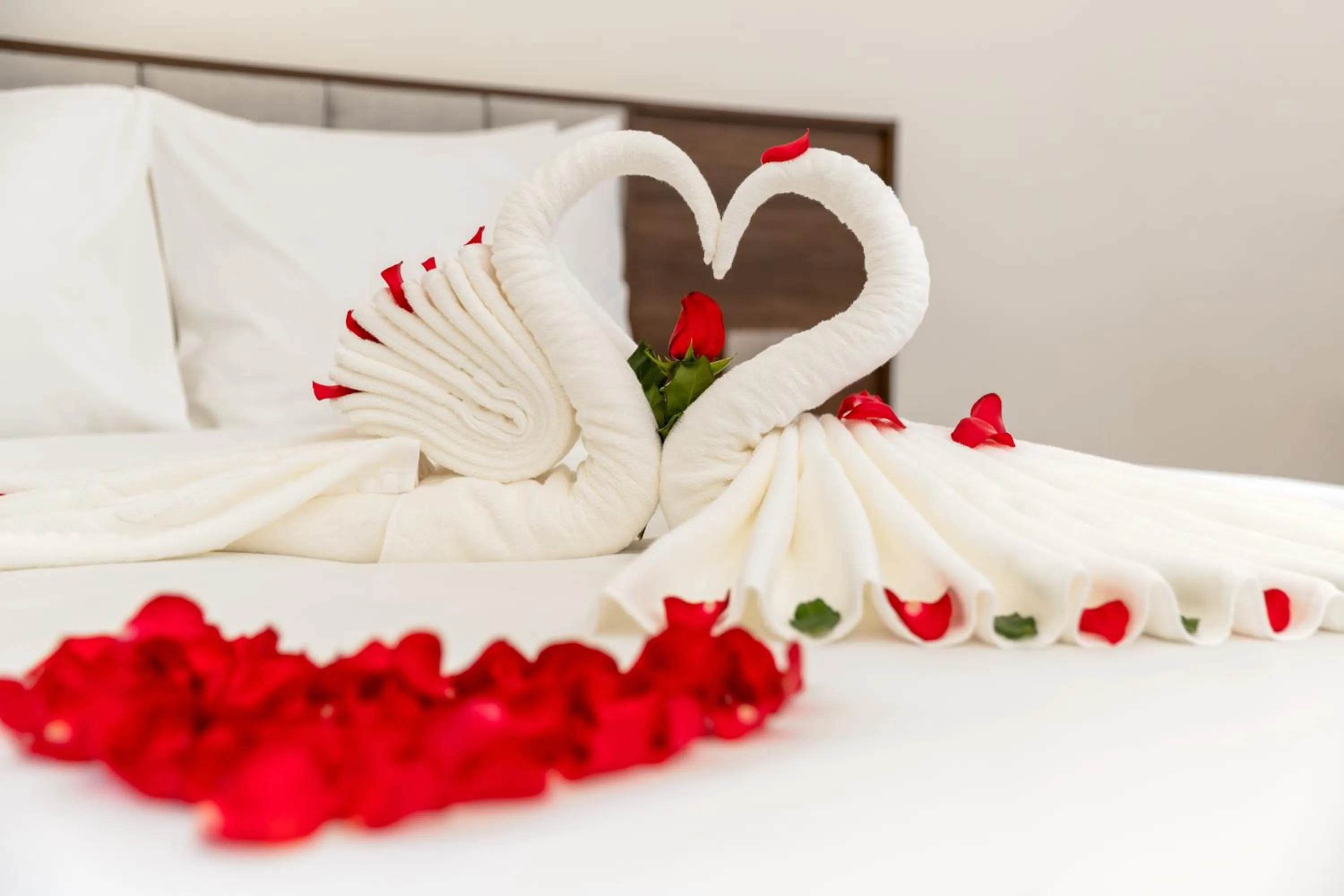 Bed in Tan Phuong Nam Hotel & Apartment