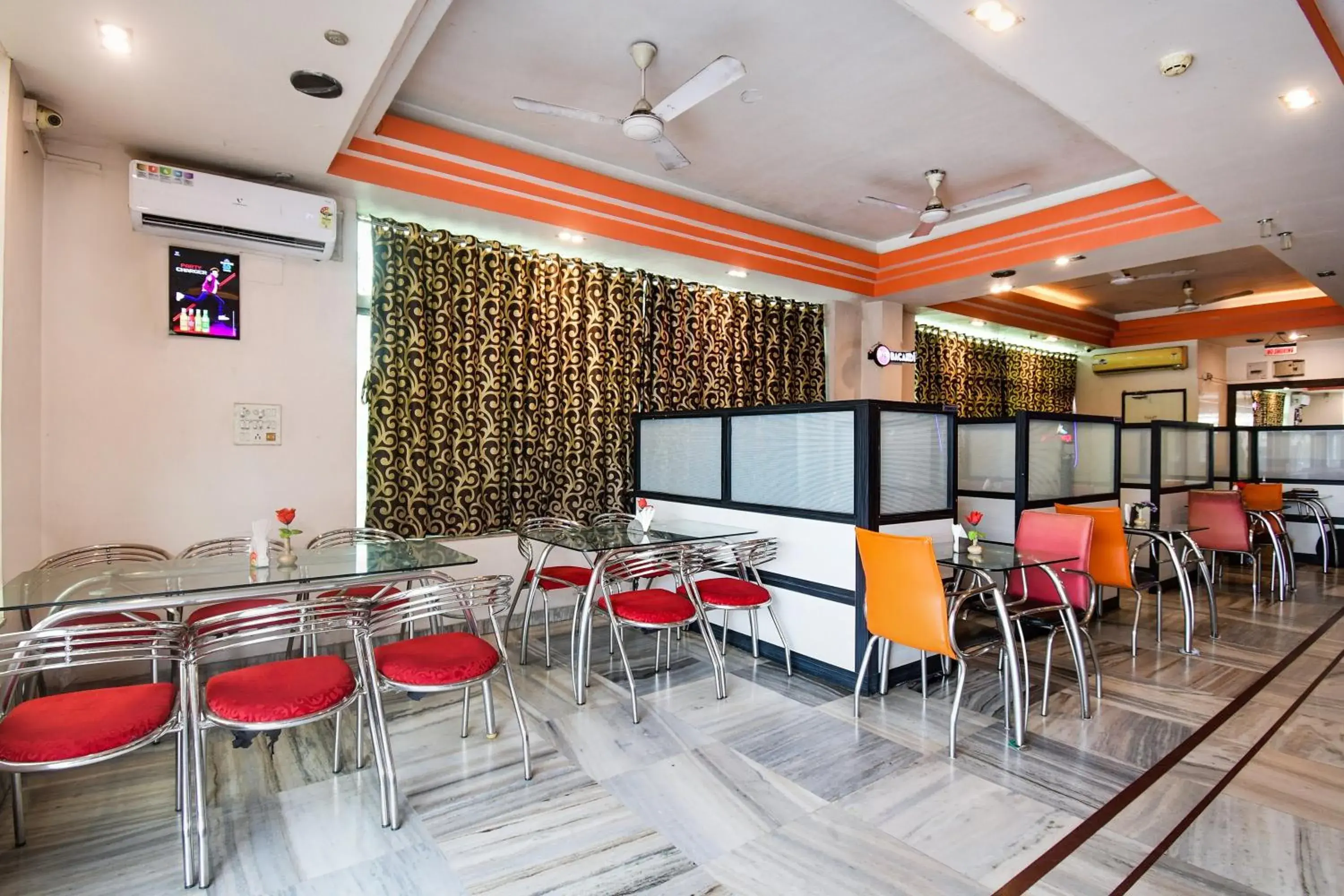 Restaurant/places to eat in Hotel O New Tulip Santragachi Junction Restaurant/places to eat in Hotel O New Tulip Santragachi Junction