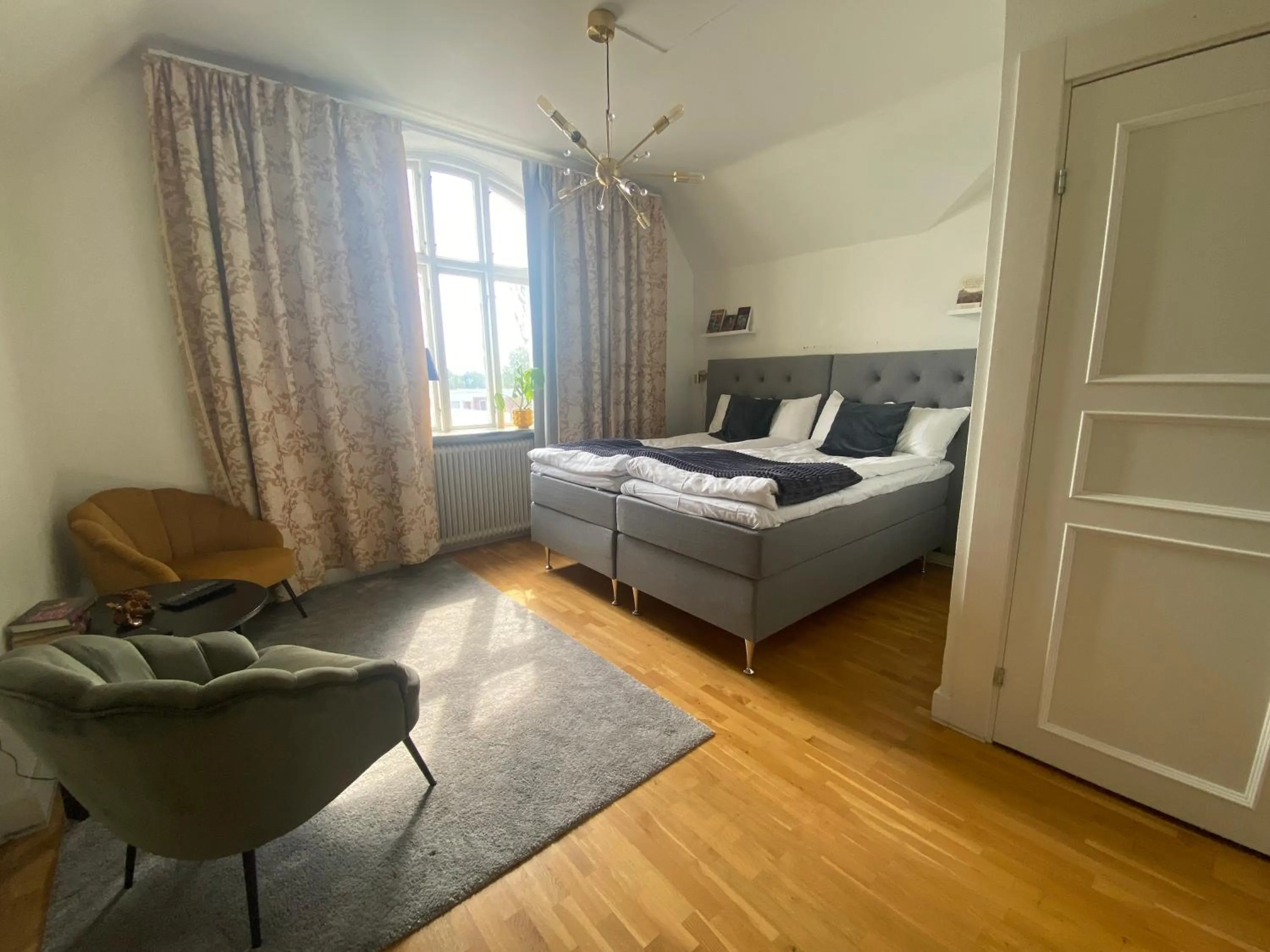 Photo of the whole room, Bed in Frövi hotell