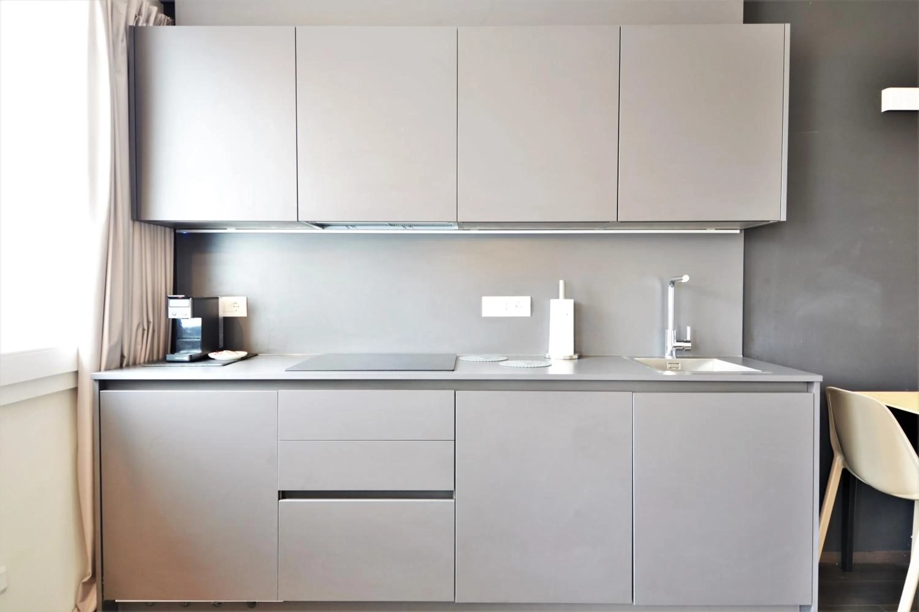 Venice Terminal Apartments & Suites