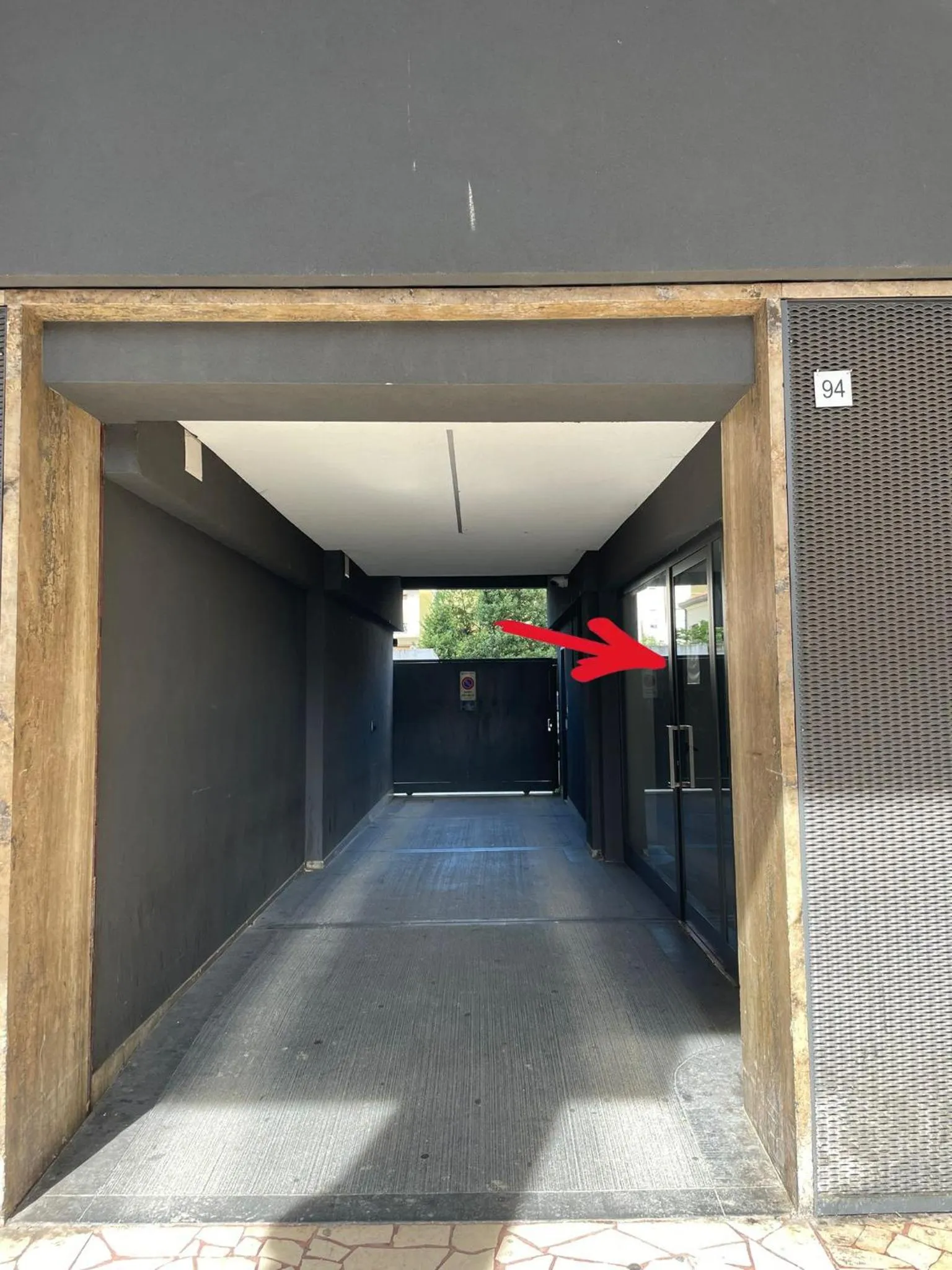 Facade/entrance in Venice Terminal Apartments & Suites