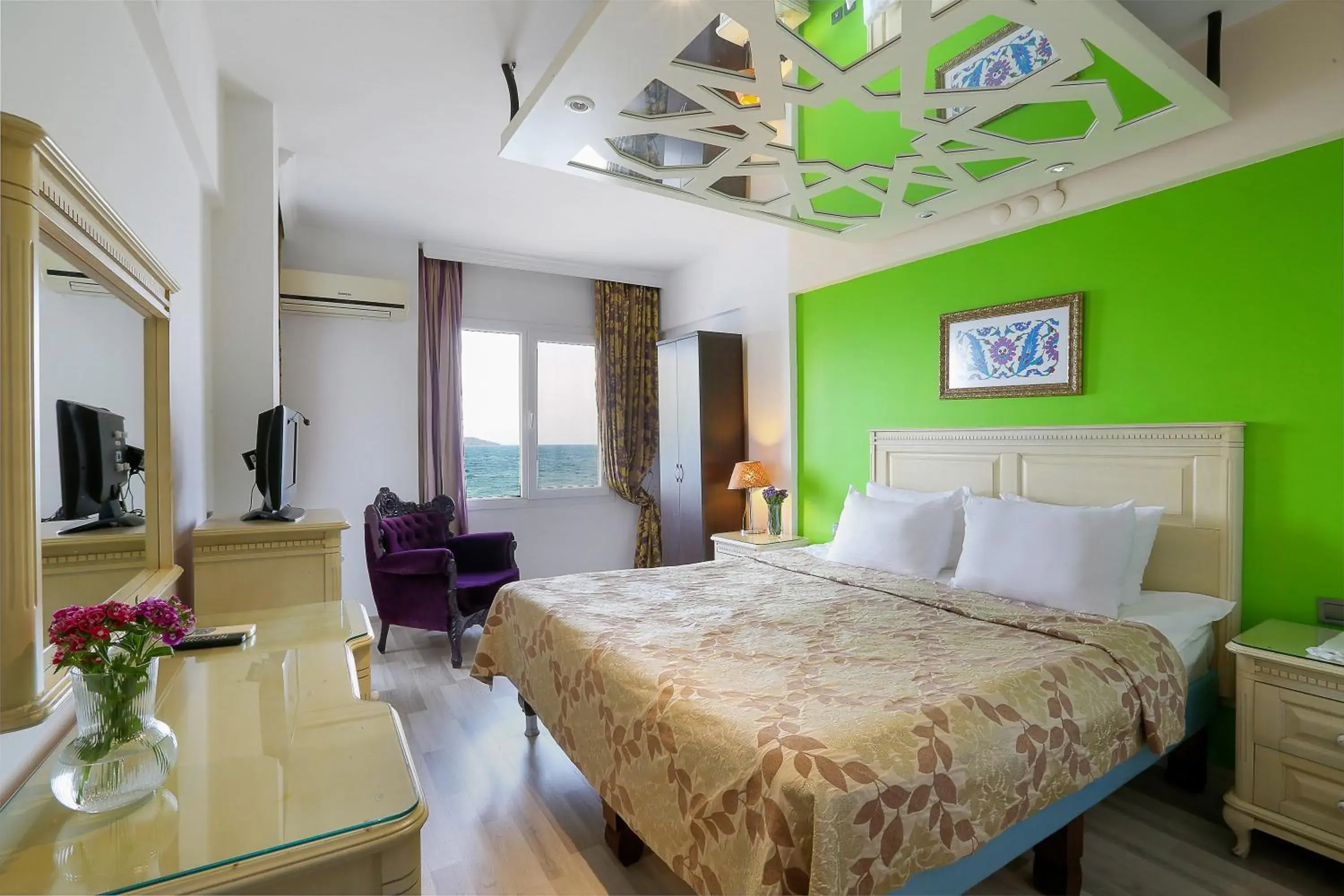 Double Room in URLA PERA HOTEL Double Room in URLA PERA HOTEL