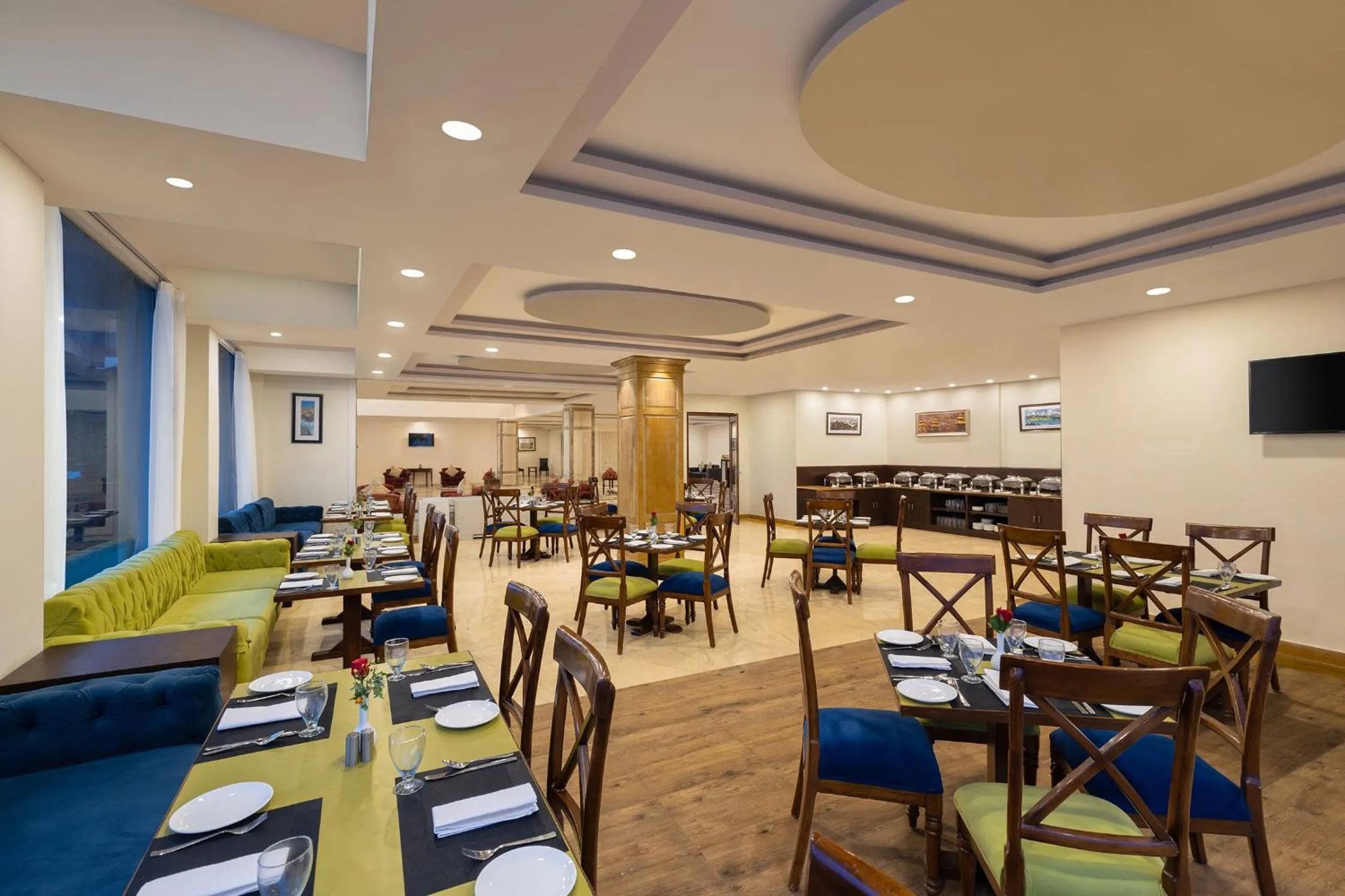 Restaurant/places to eat in Fortune Park Kufri, Shimla - Member ITC Hotels' Group