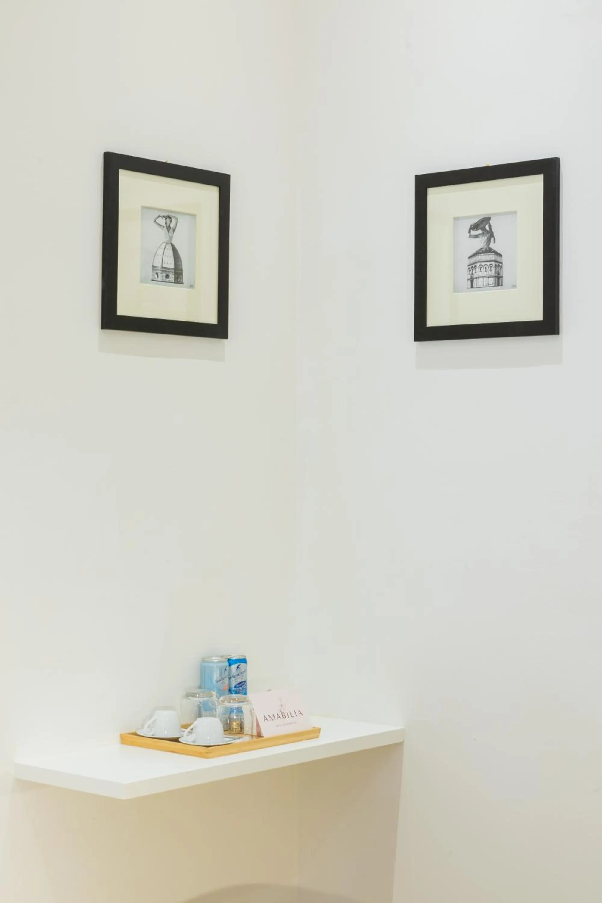 Decorative detail in Amabilia Florence