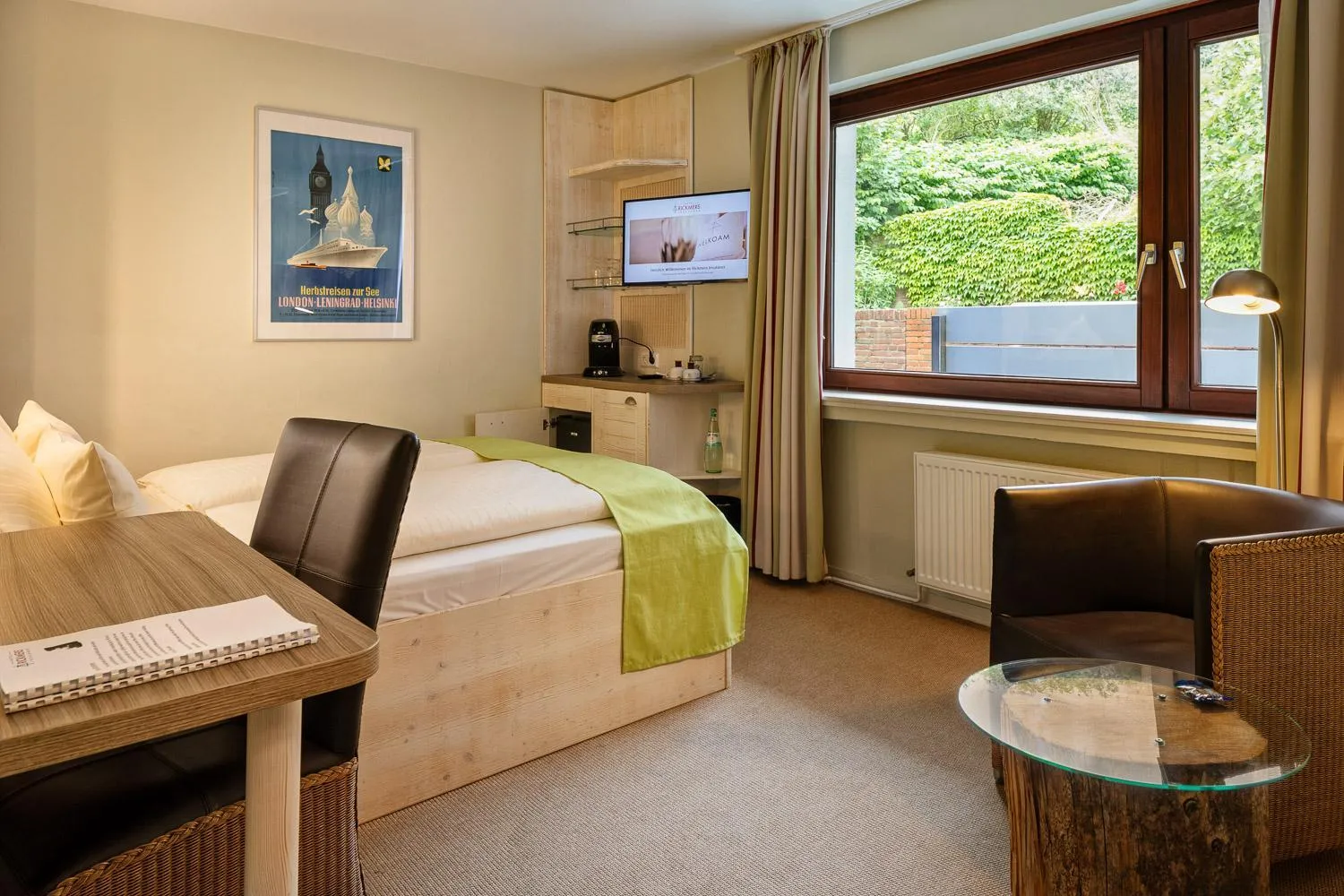 TV and multimedia, Bed in Hotel Rickmers' Insulaner